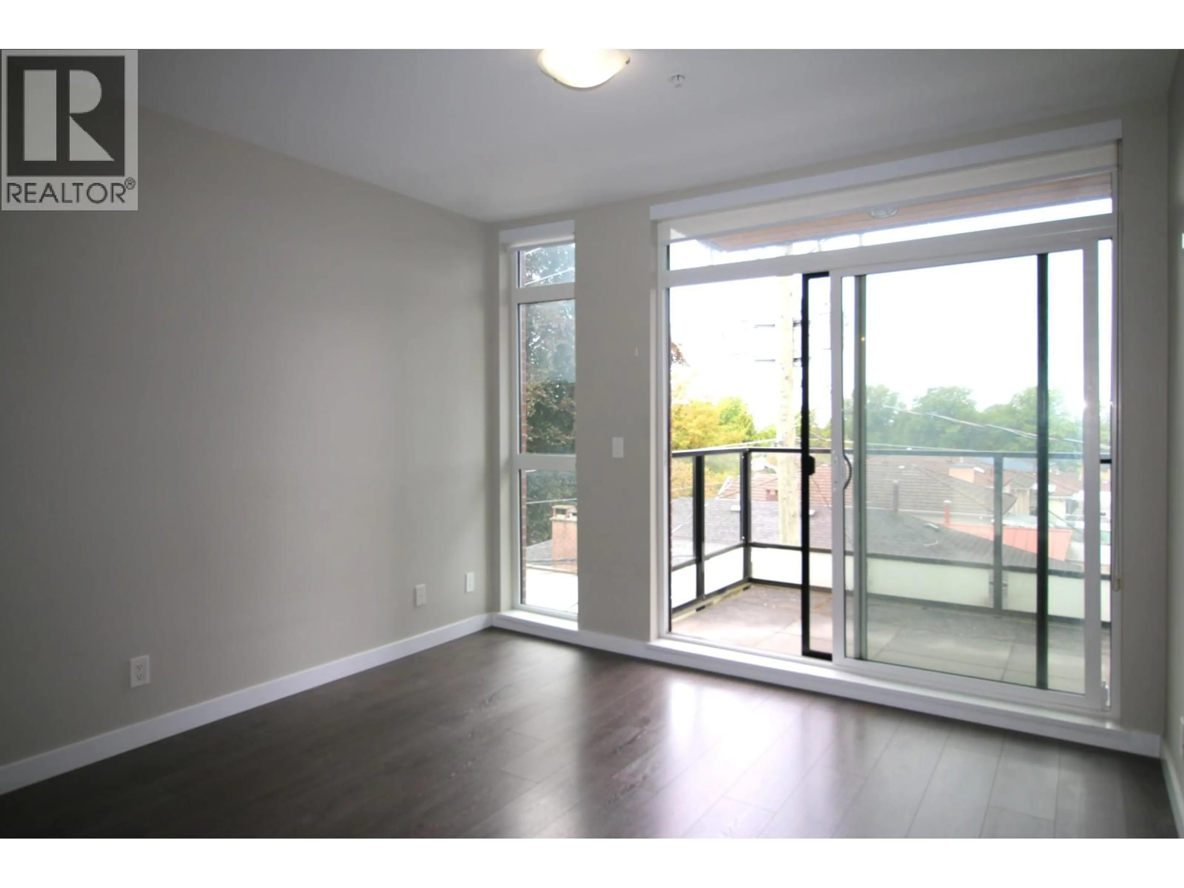 A pic of a room for 306 - 6555 VICTORIA DRIVE, Vancouver British Columbia V5P3X8