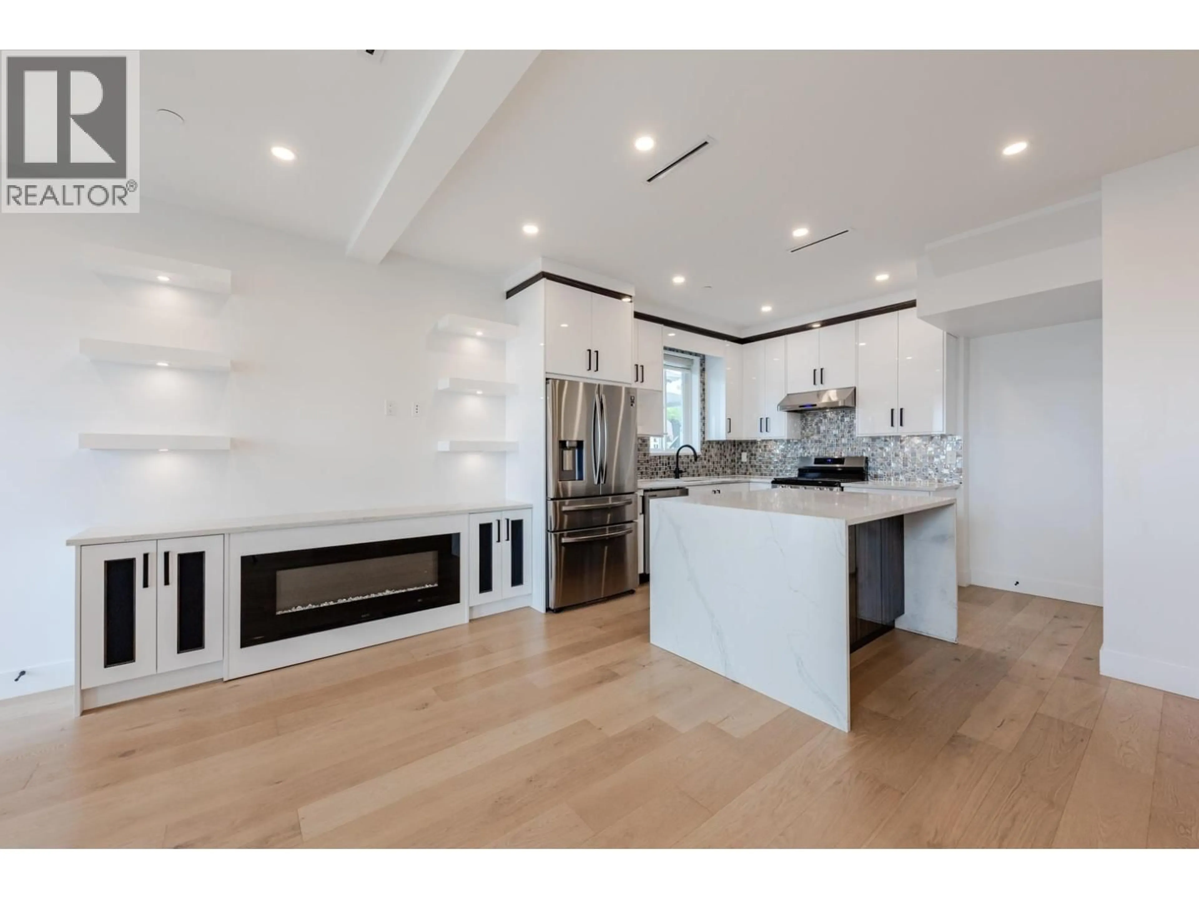 Open concept kitchen, unknown for 2723 TURNER STREET, Vancouver British Columbia V5K2G8