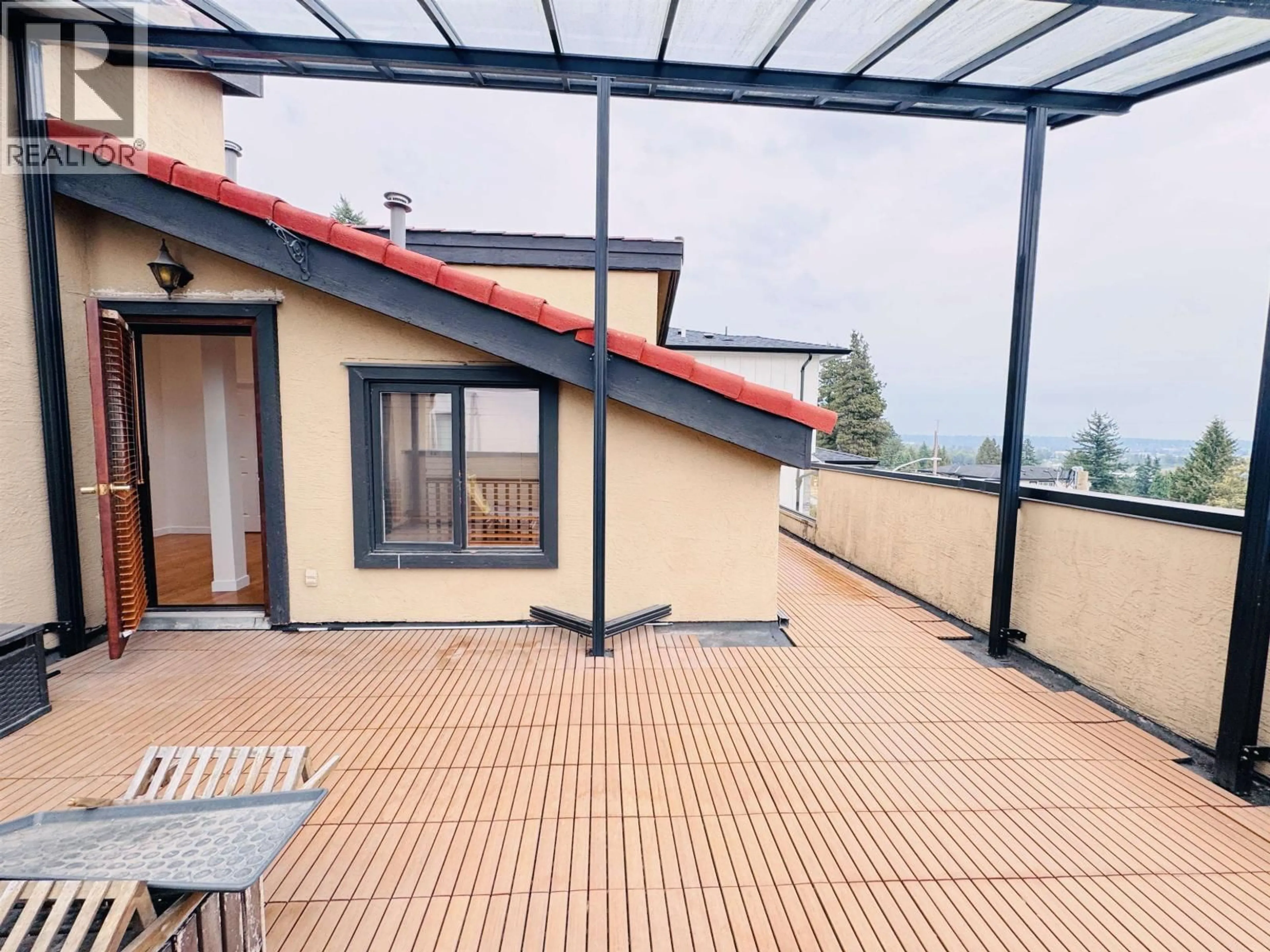 Patio, unknown for 5369 PATRICK STREET, Burnaby British Columbia V5J3B2