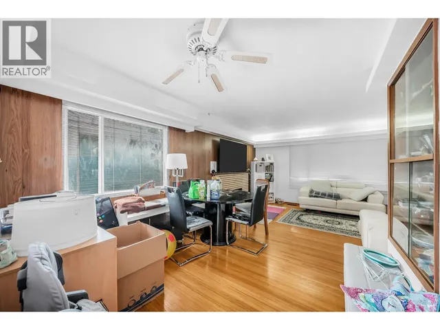 2975 41ST AVENUE, Vancouver 3