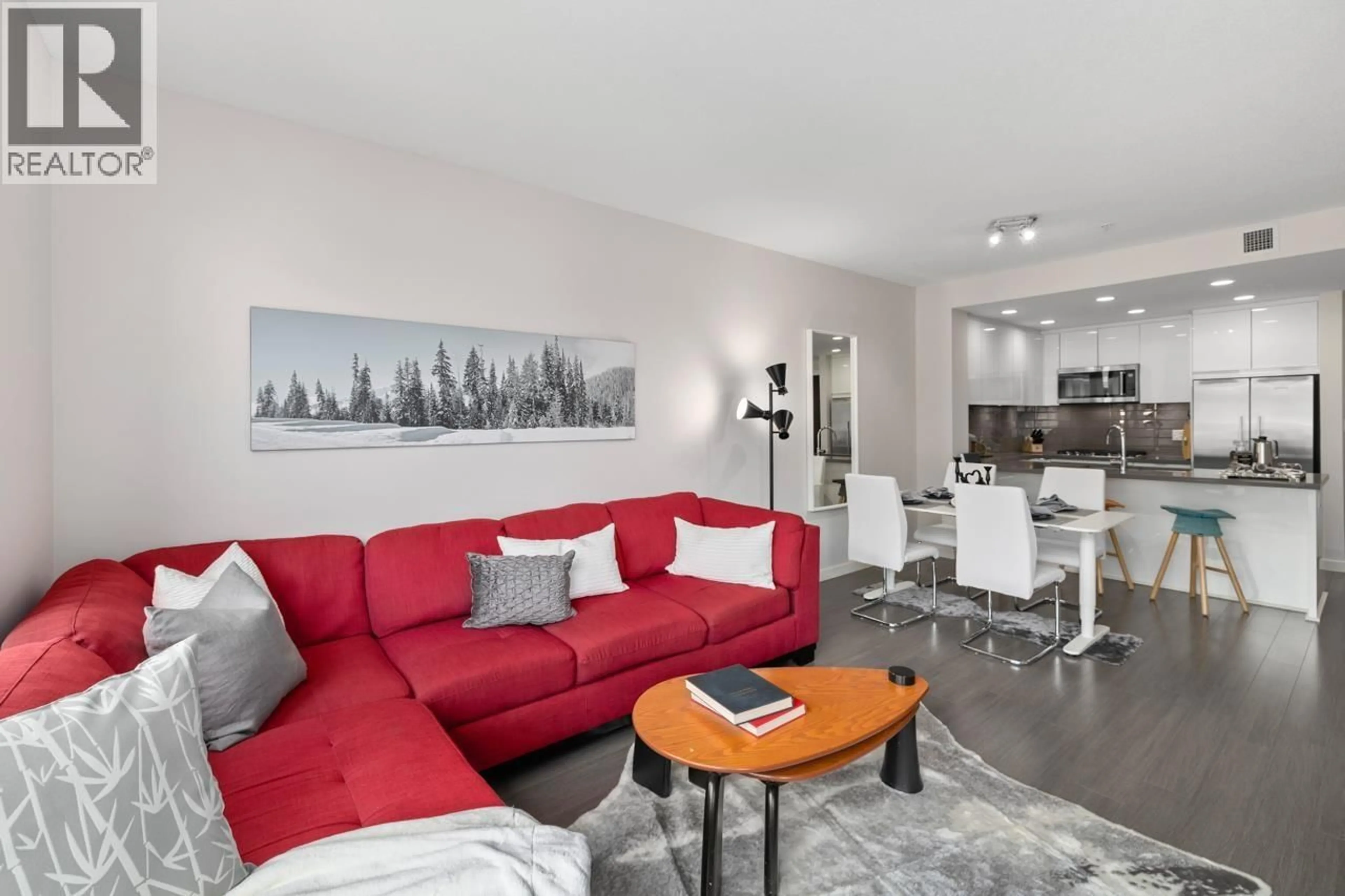 Living room with furniture, unknown for 411 - 255 1ST STREET, North Vancouver British Columbia V7M3G8