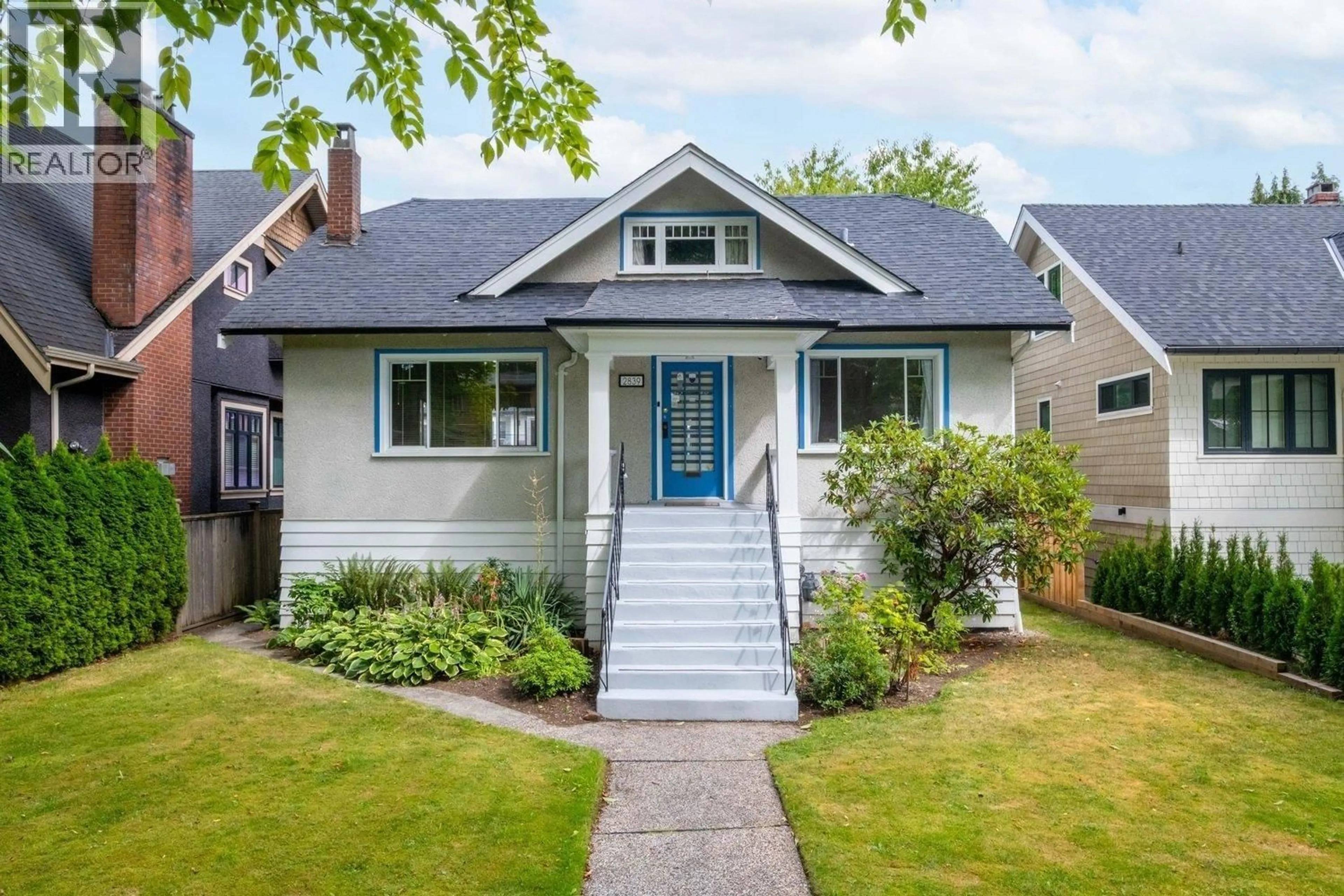 Home with vinyl exterior material, street for 2839 38TH AVENUE, Vancouver British Columbia V6N2W8