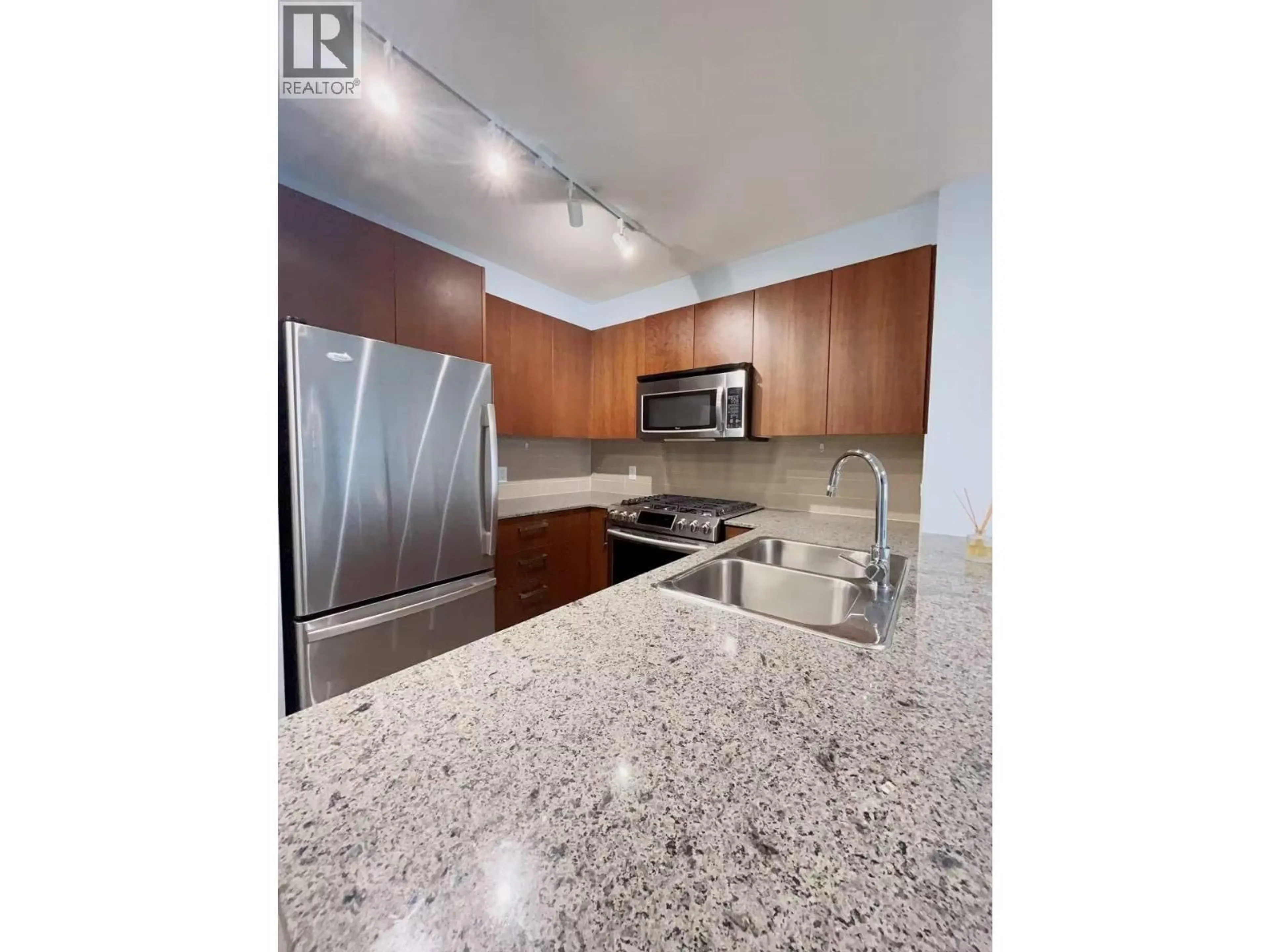 Standard kitchen, unknown for 205 - 5665 IRMIN STREET, Burnaby British Columbia V5J0C4