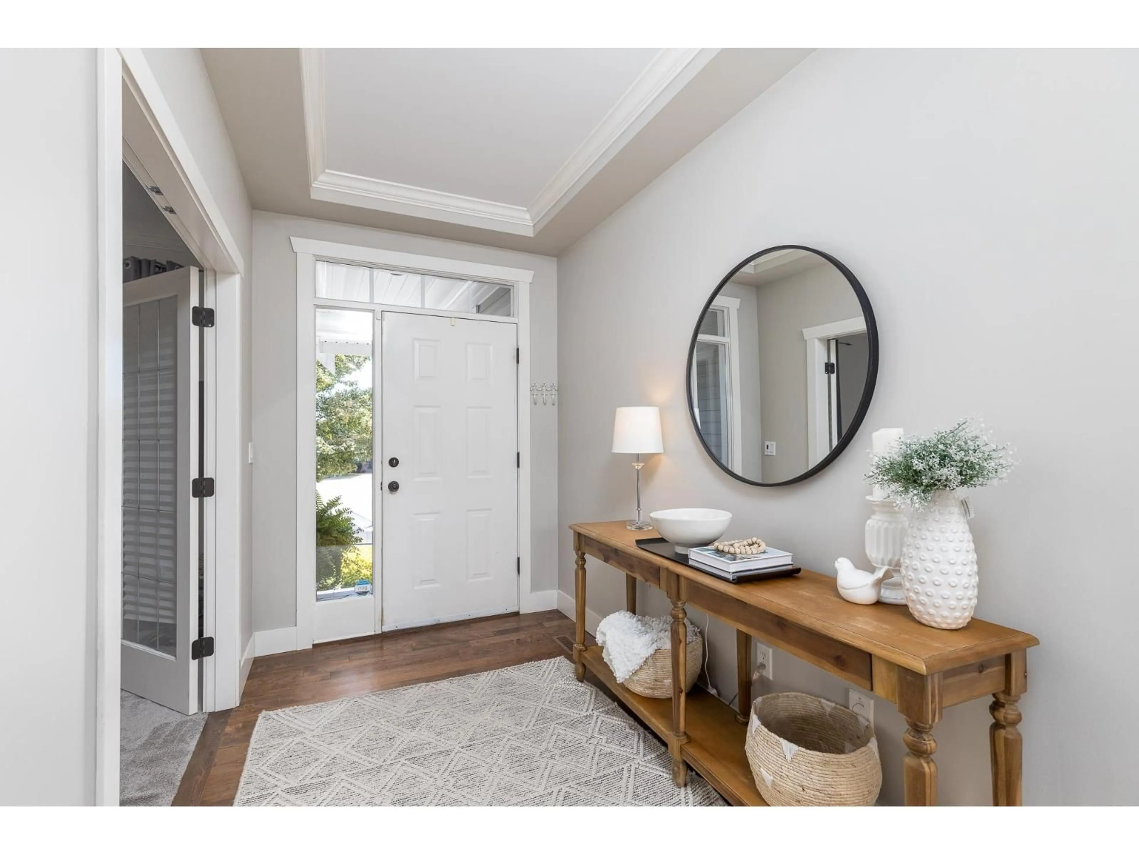 Indoor entryway for 19705 69B, Langley British Columbia V2Y0C6
