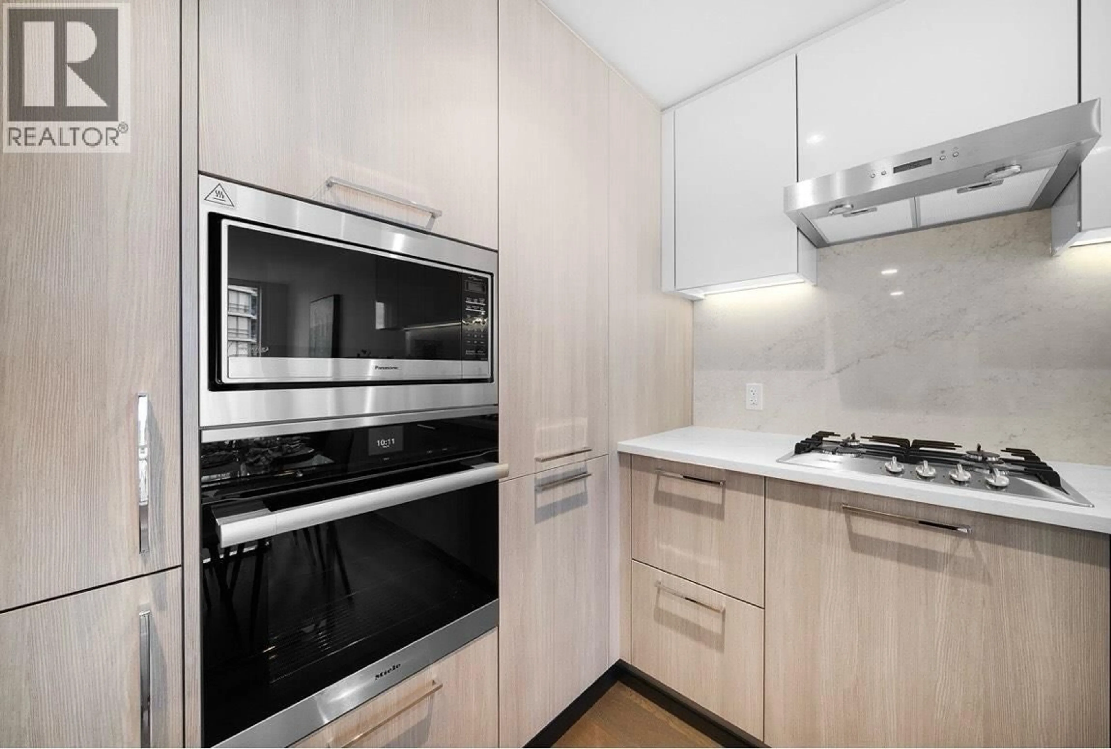Standard kitchen, unknown for 806 - 3280 CORVETTE WAY, Richmond British Columbia V6X0T9