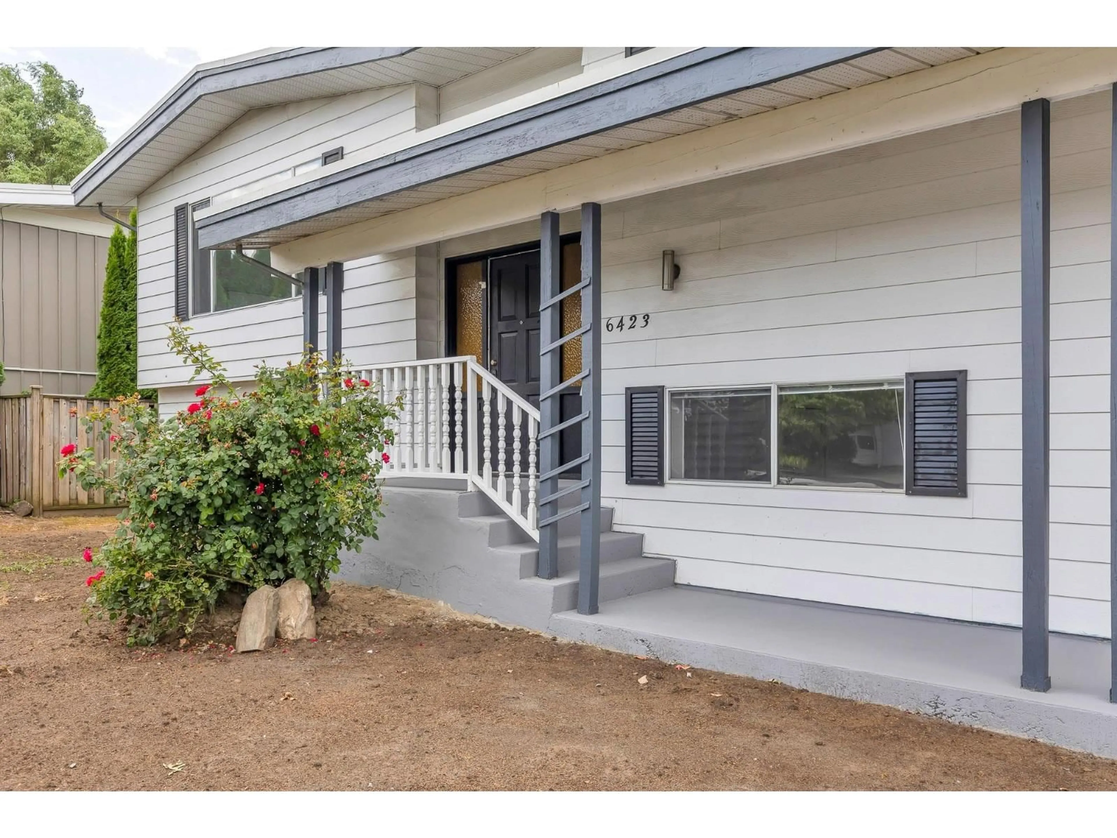 Home with vinyl exterior material, street for 6423 TYSON ROAD, Chilliwack British Columbia V2R1W5