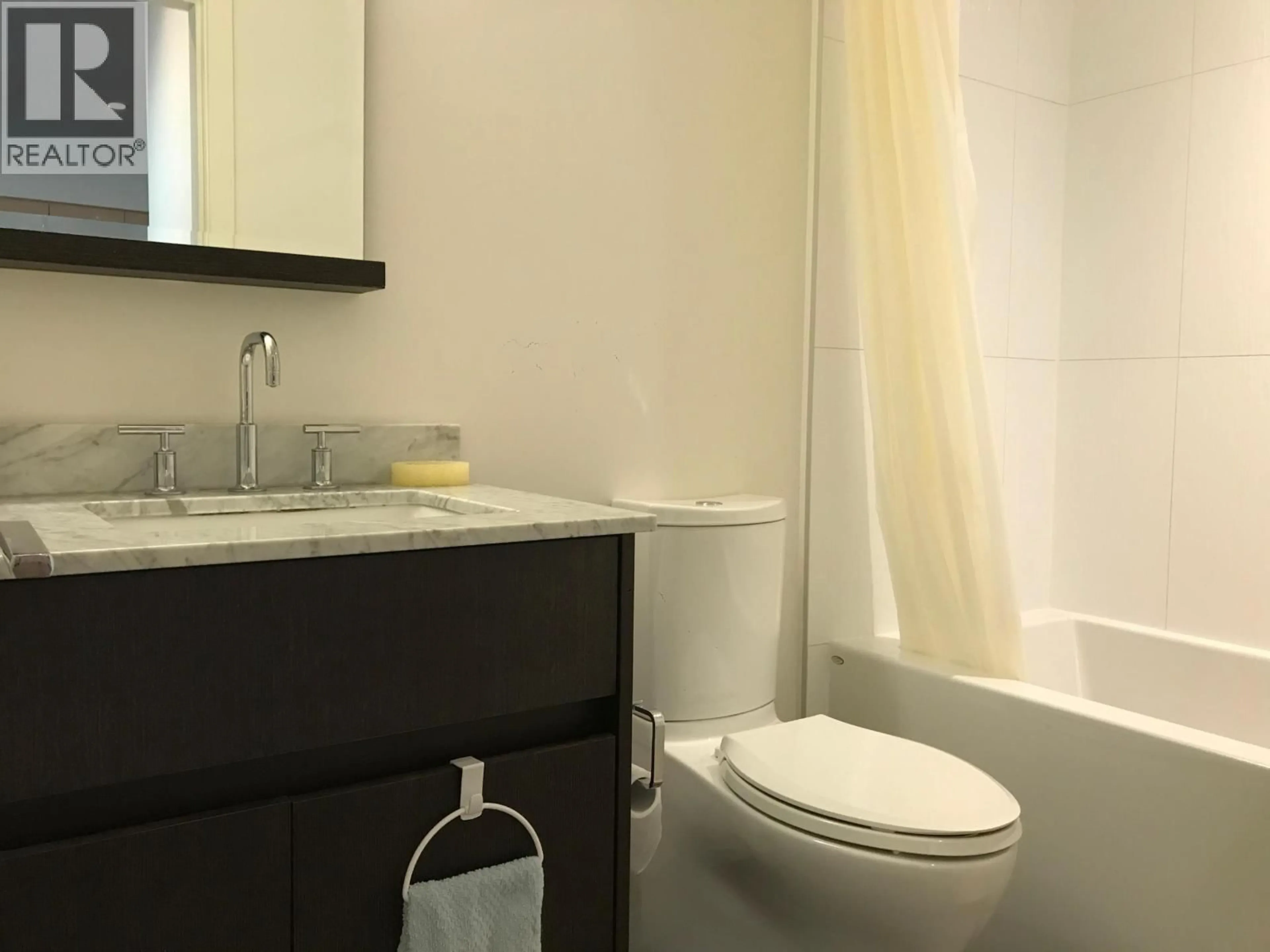 Standard bathroom, unknown for 205 - 7733 FIRBRIDGE WAY, Richmond British Columbia V6X0M7