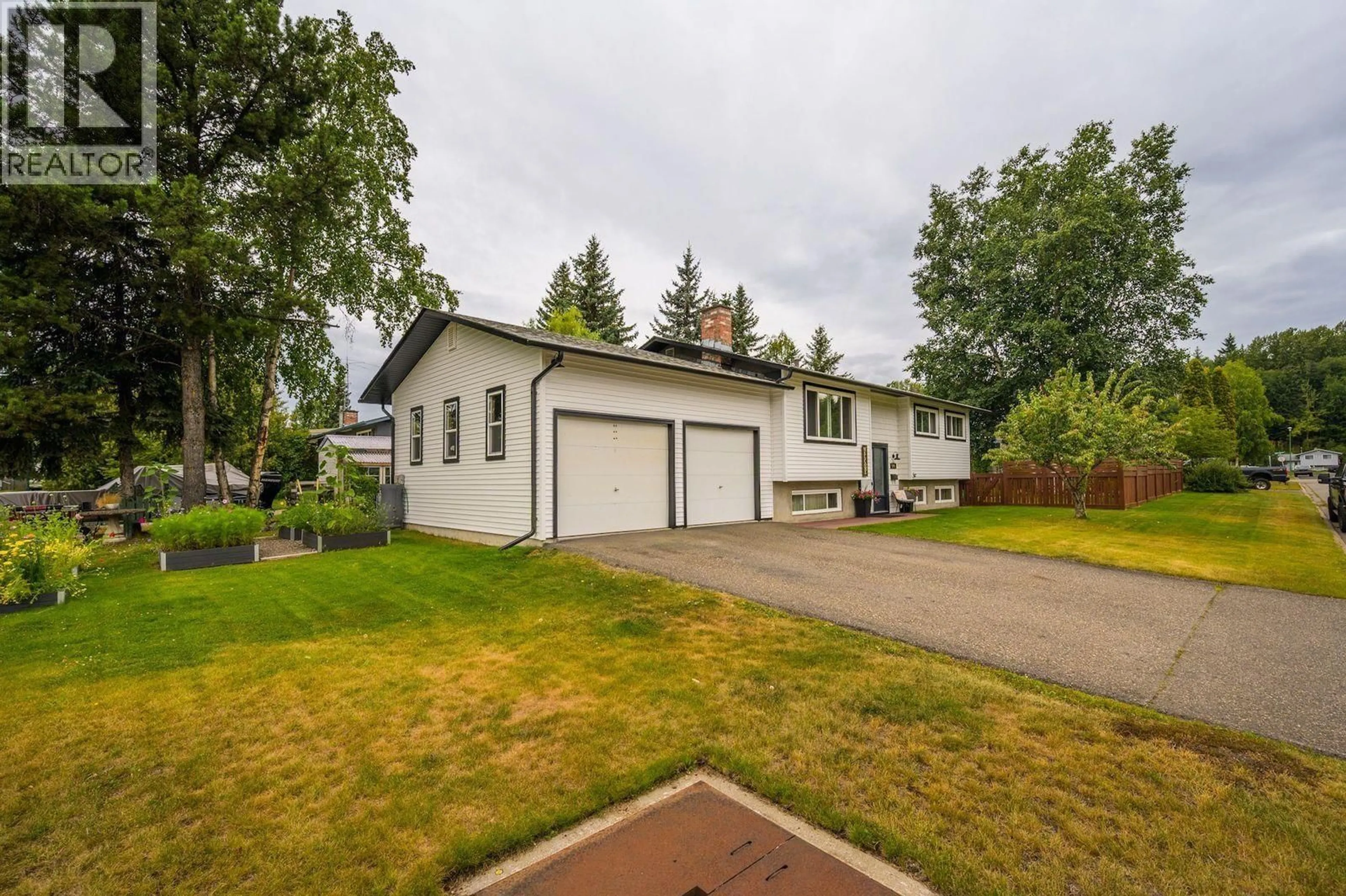 Unknown for 5905 RIDEAU DRIVE, Prince George British Columbia V2N2H6