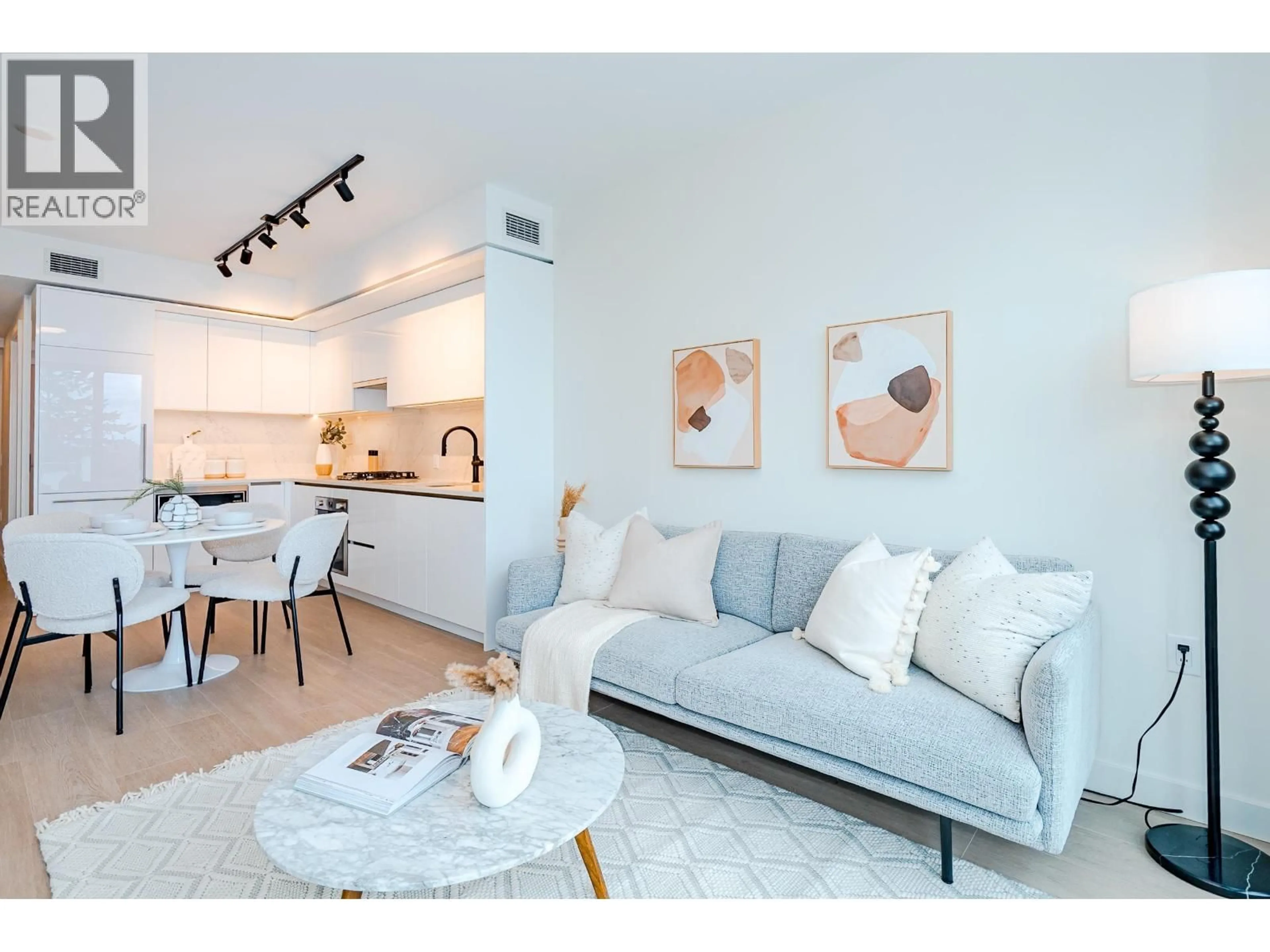 Living room with furniture, unknown for 306 - 5987 WILSON AVENUE, Burnaby British Columbia V5H0L7