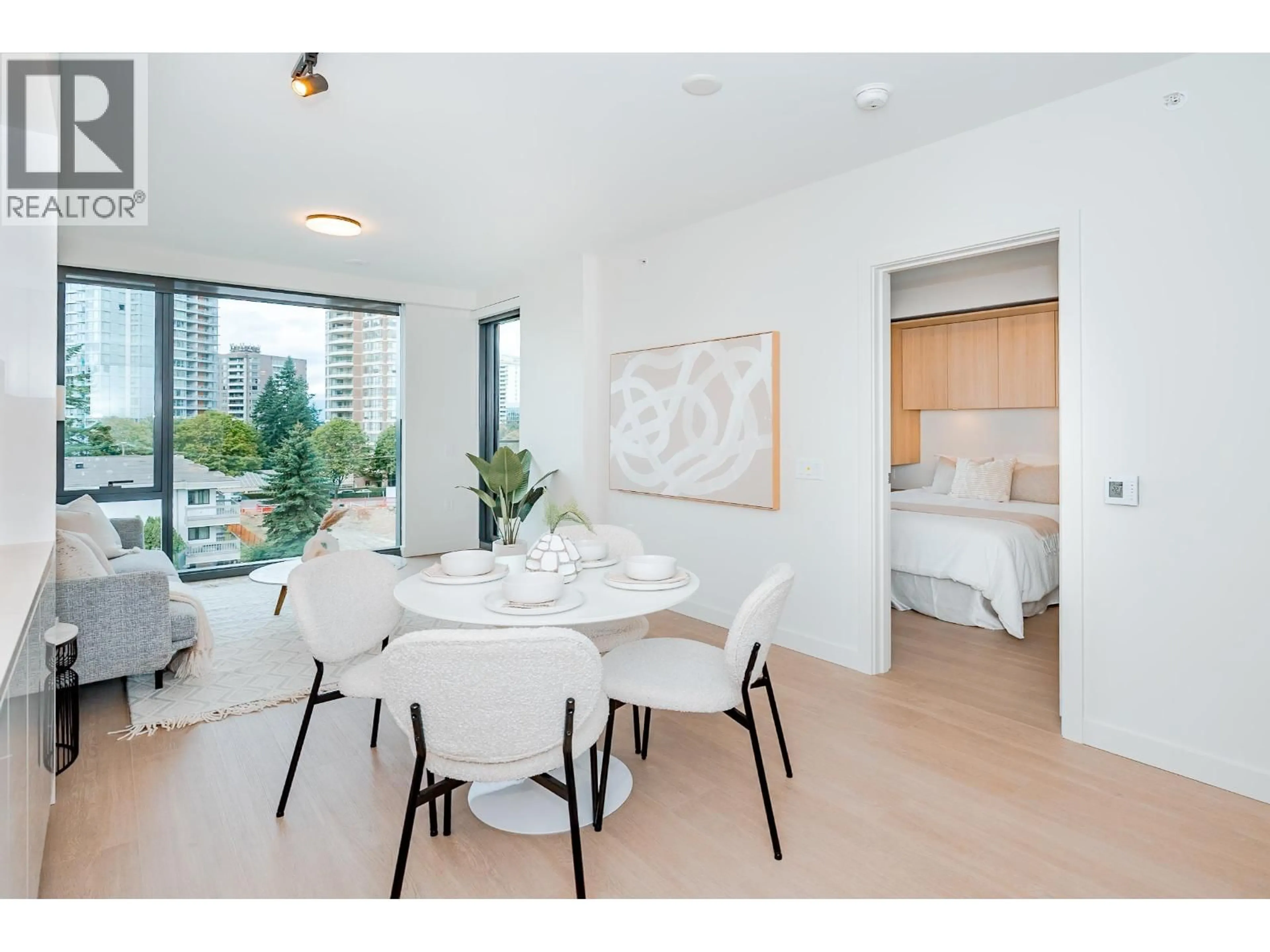 Unknown for 306 - 5987 WILSON AVENUE, Burnaby British Columbia V5H0L7