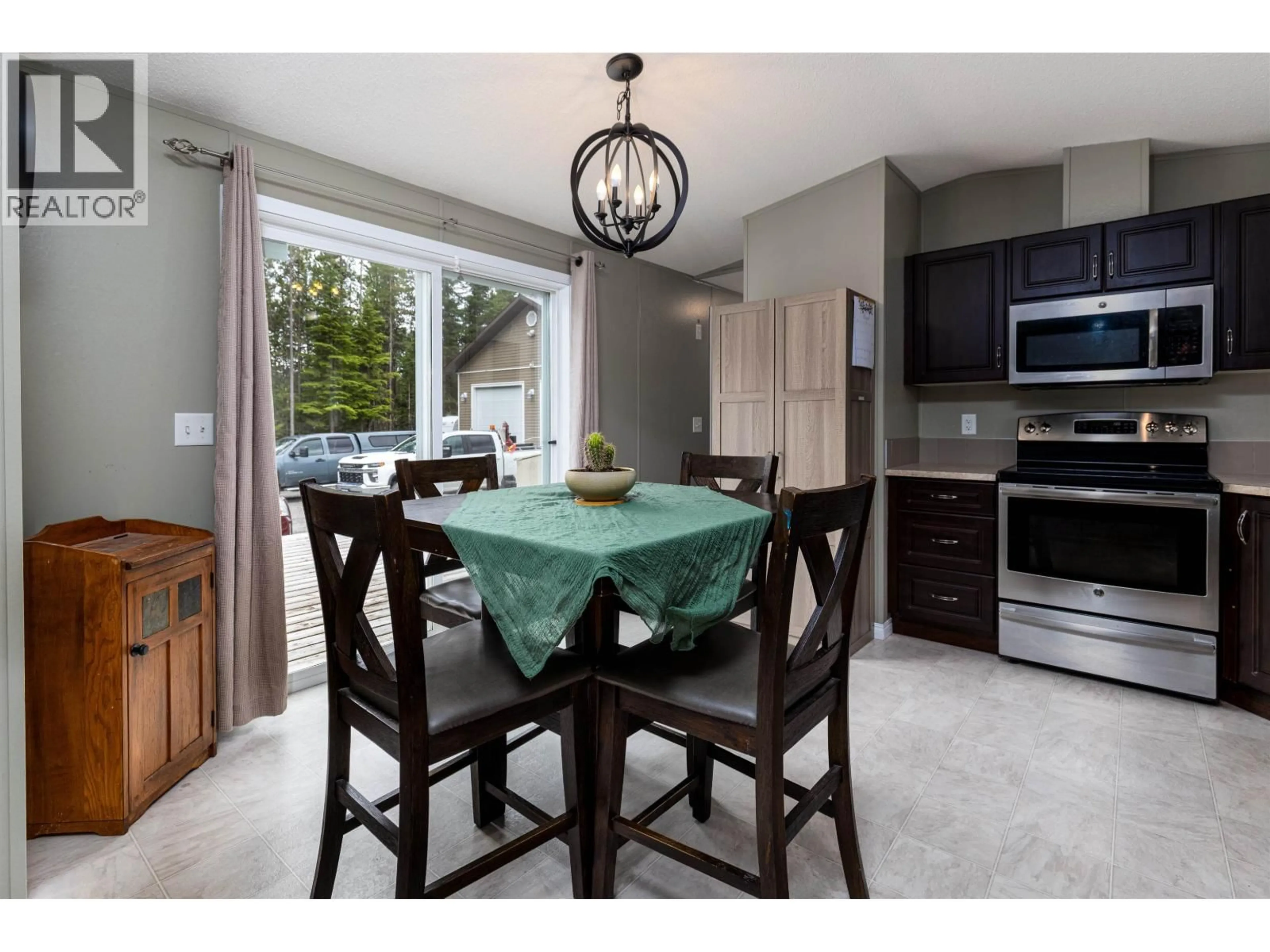 Open concept kitchen, ceramic/tile floor for 3134 EDGEWOOD DRIVE, Terrace British Columbia V8G0G5