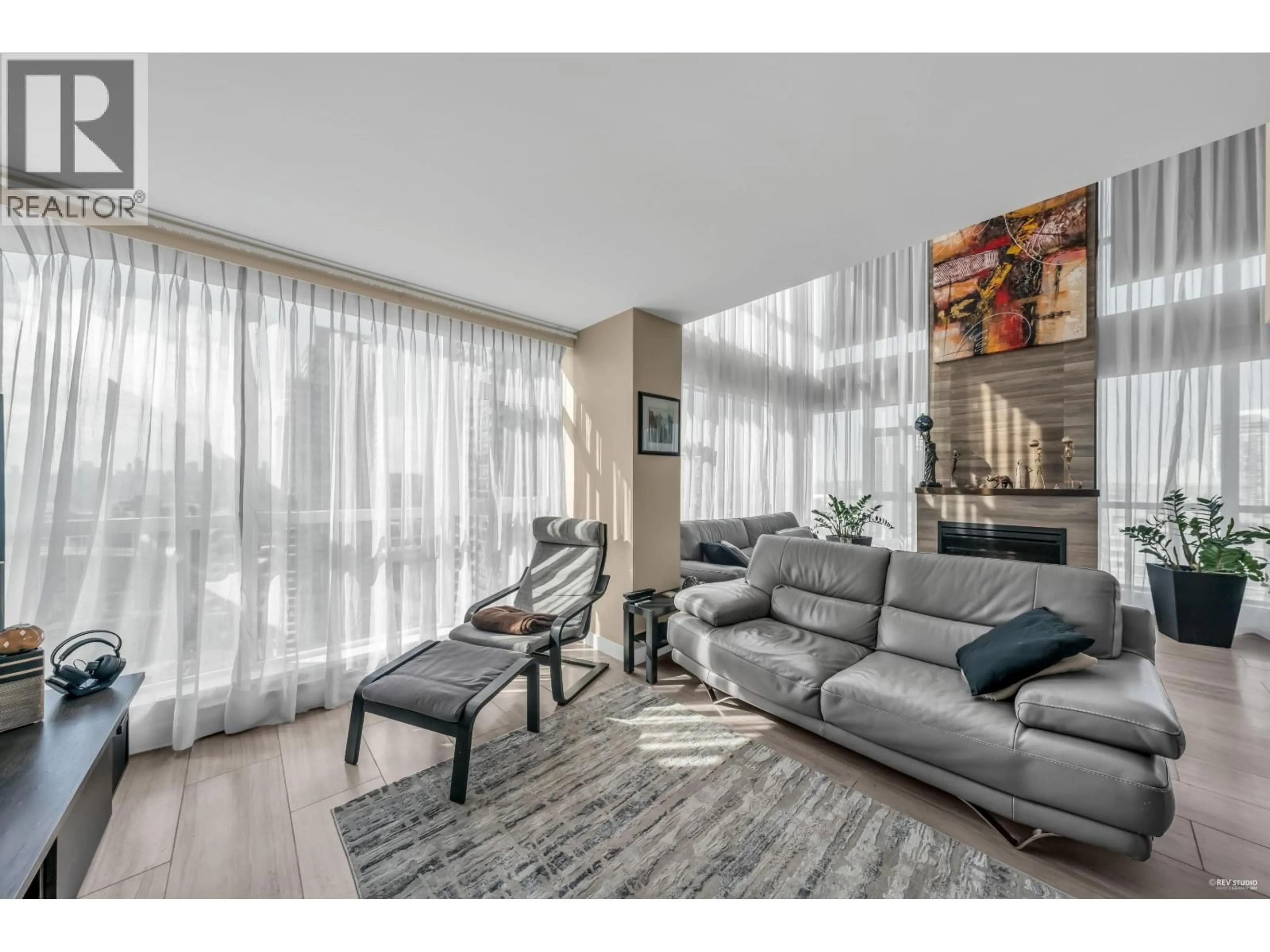 Living room with furniture, unknown for 2803 - 4400 BUCHANAN STREET, Burnaby British Columbia V5C0E3