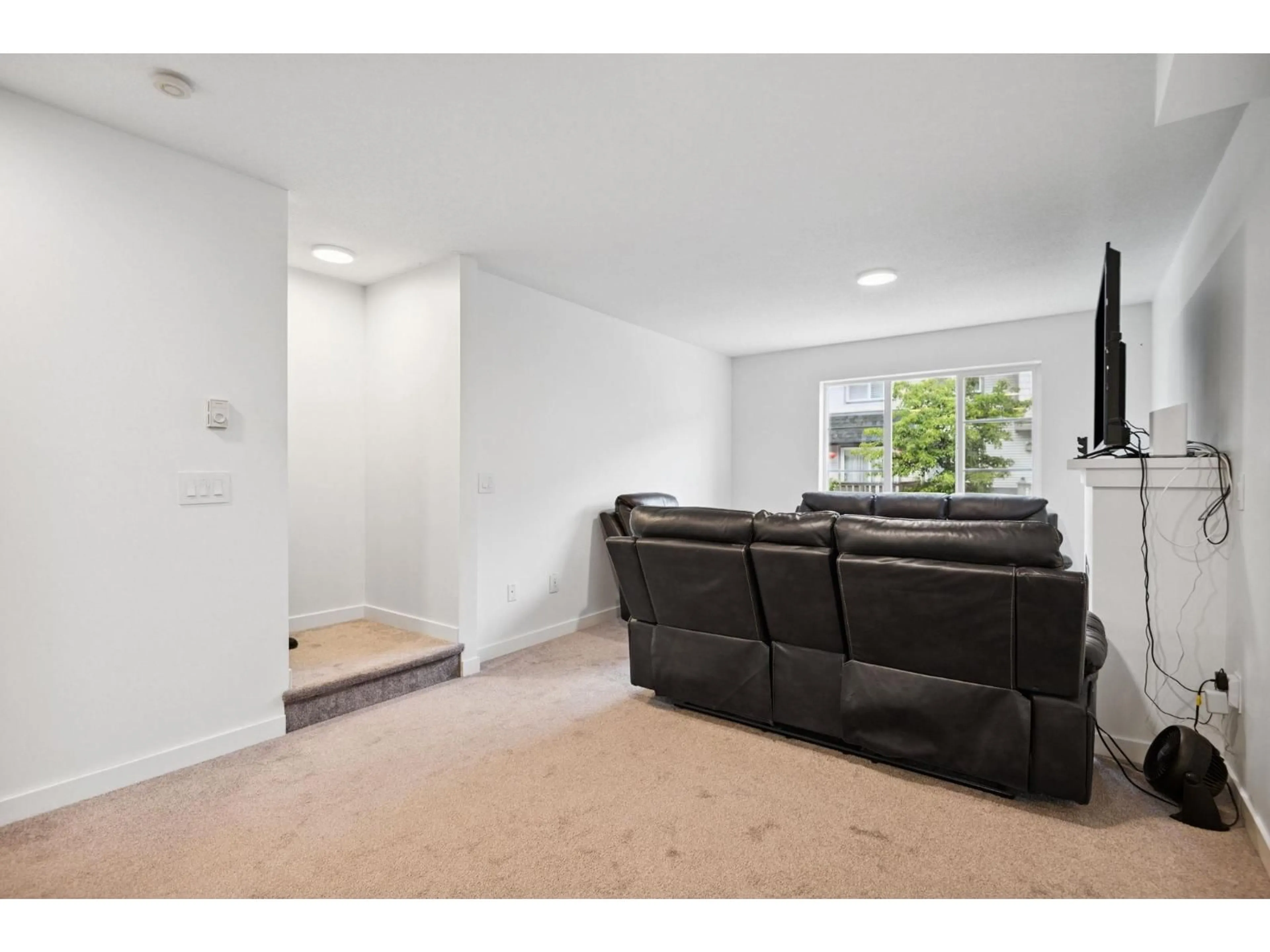 A pic of a room for 26 - 15871 85, Surrey British Columbia V4N0Y9