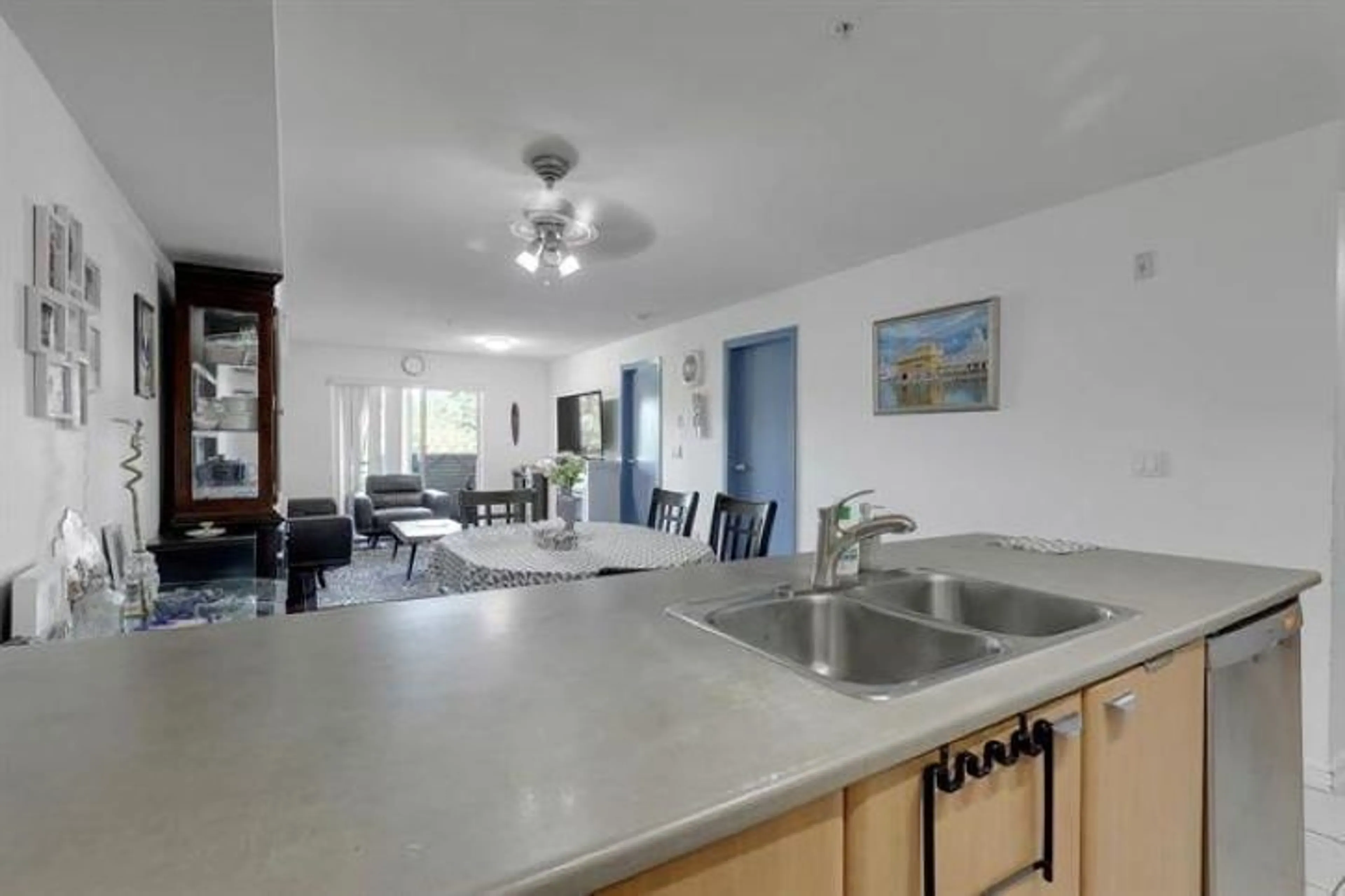 Open concept kitchen, unknown for 307 - 10088 148, Surrey British Columbia V3R3M9