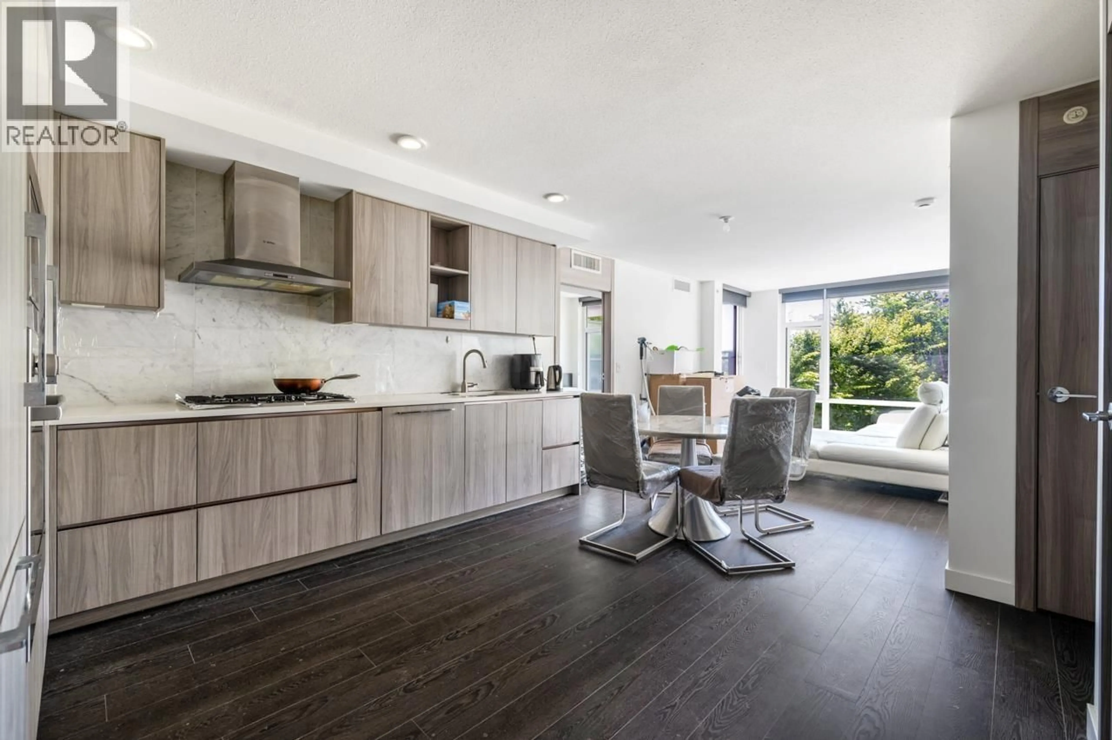 Open concept kitchen, wood/laminate floor for 581 - 3311 KETCHESON ROAD, Richmond British Columbia V6X0S4