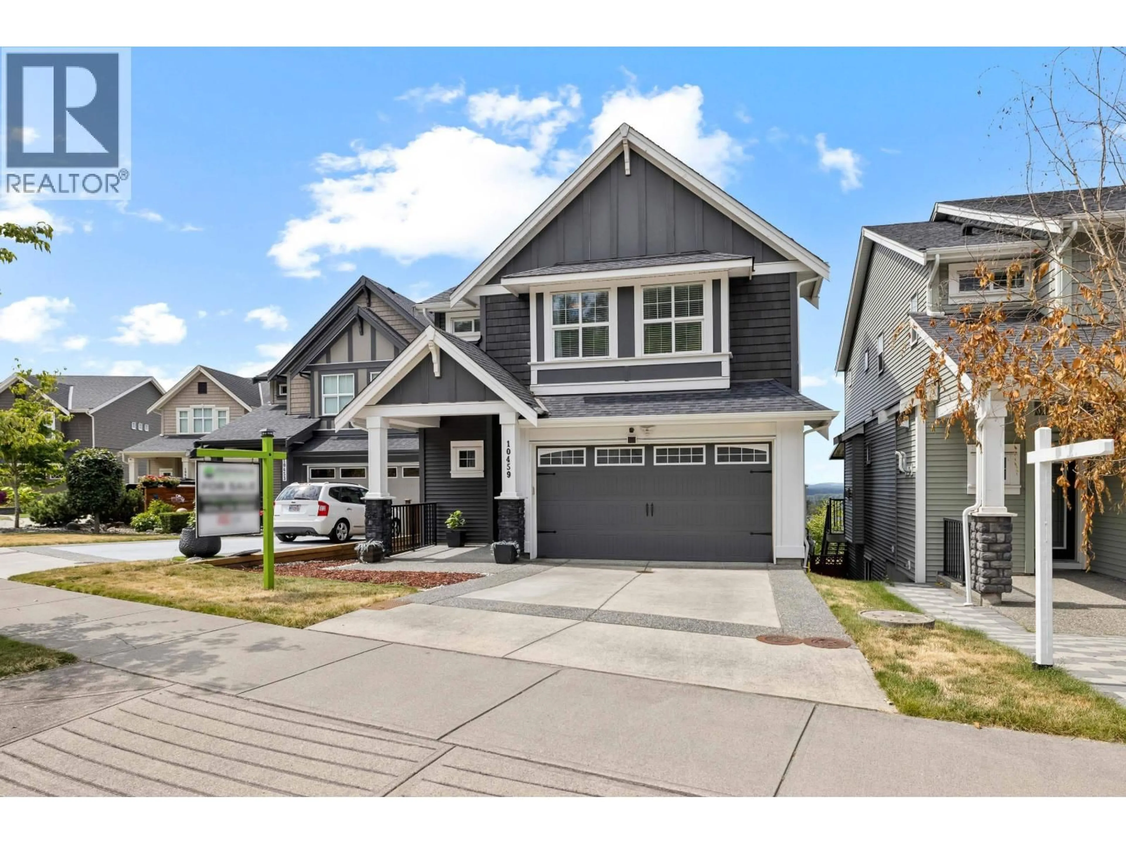 Home with vinyl exterior material, street for 10459 248 STREET, Maple Ridge British Columbia V2W0H8
