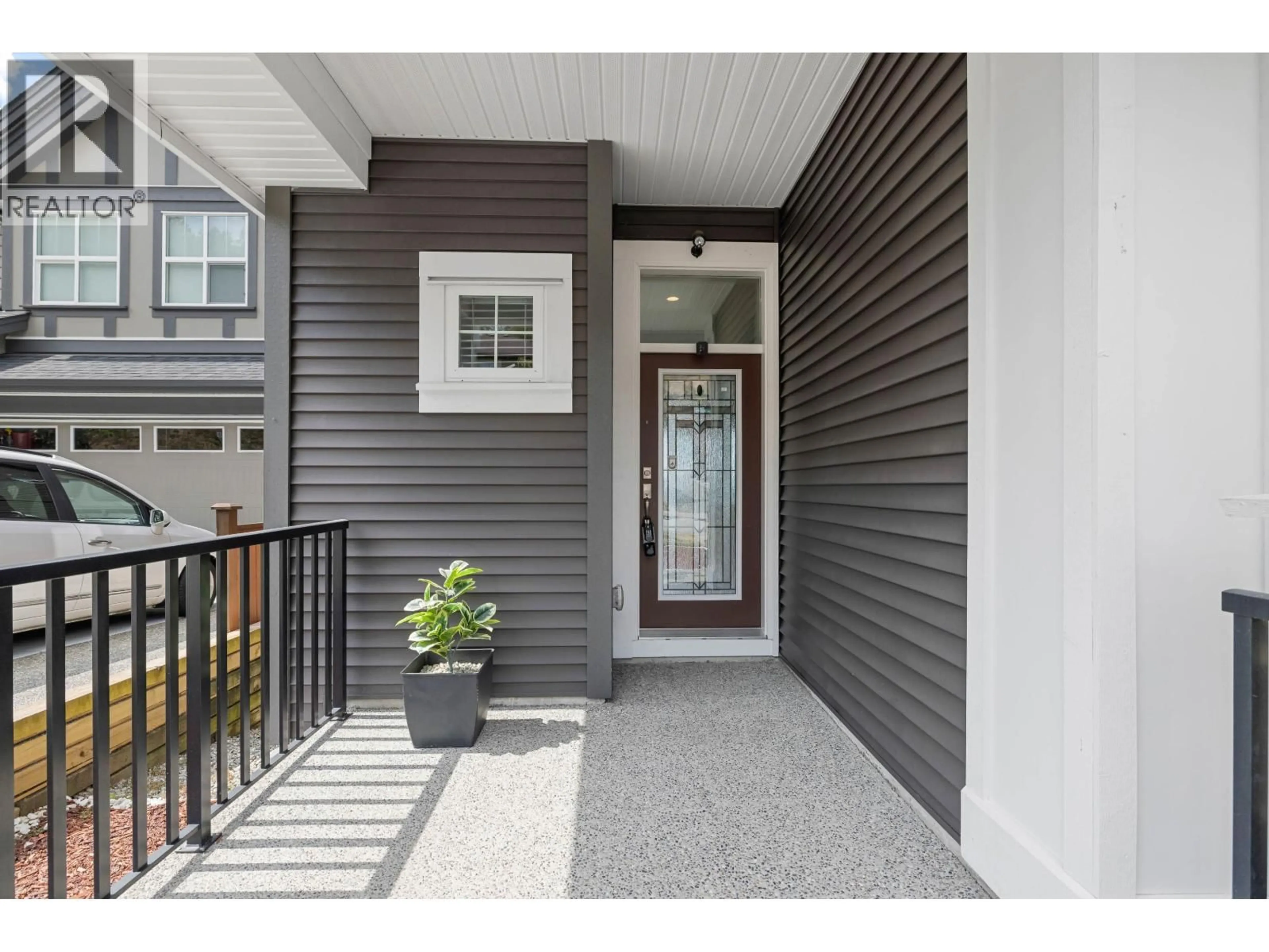 Indoor entryway for 10459 248 STREET, Maple Ridge British Columbia V2W0H8