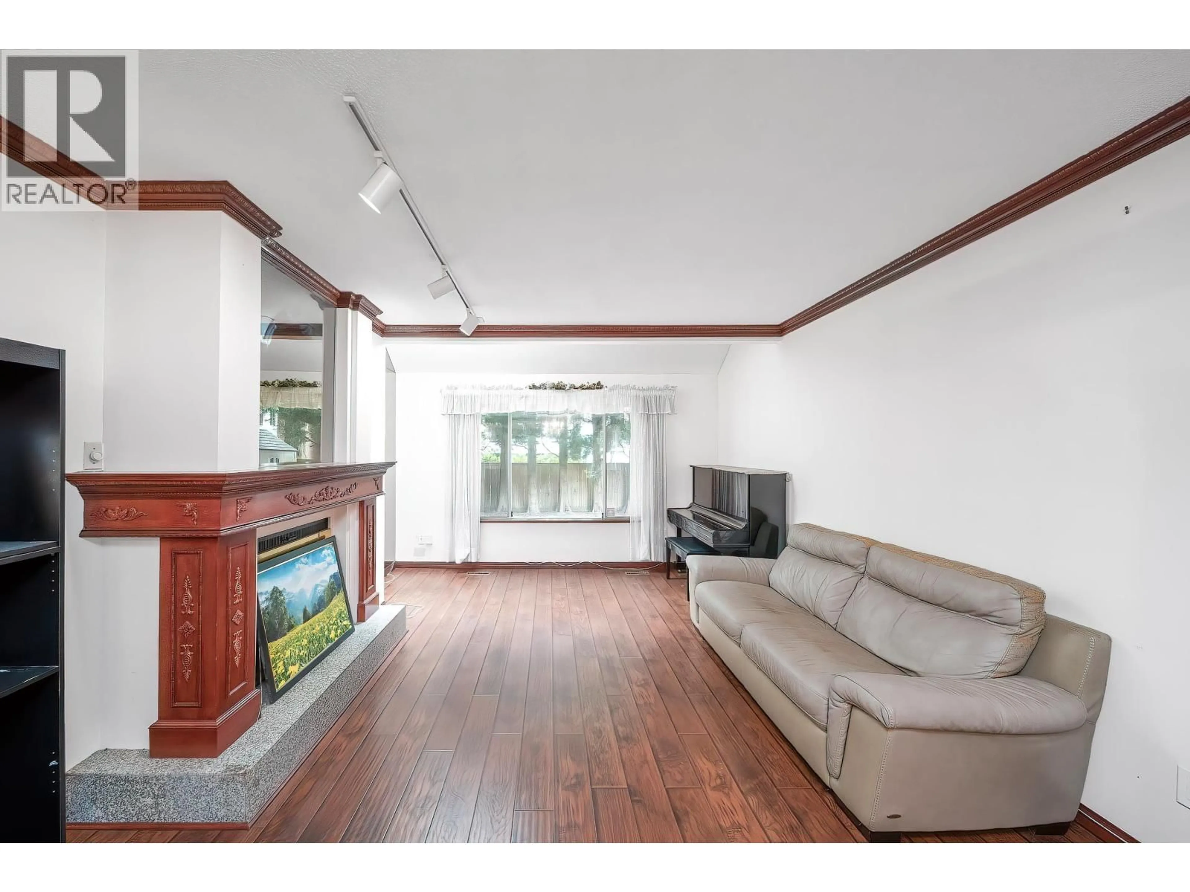 A pic of a room for 7211 BRIDLEWOOD COURT, Burnaby British Columbia V5A4A4
