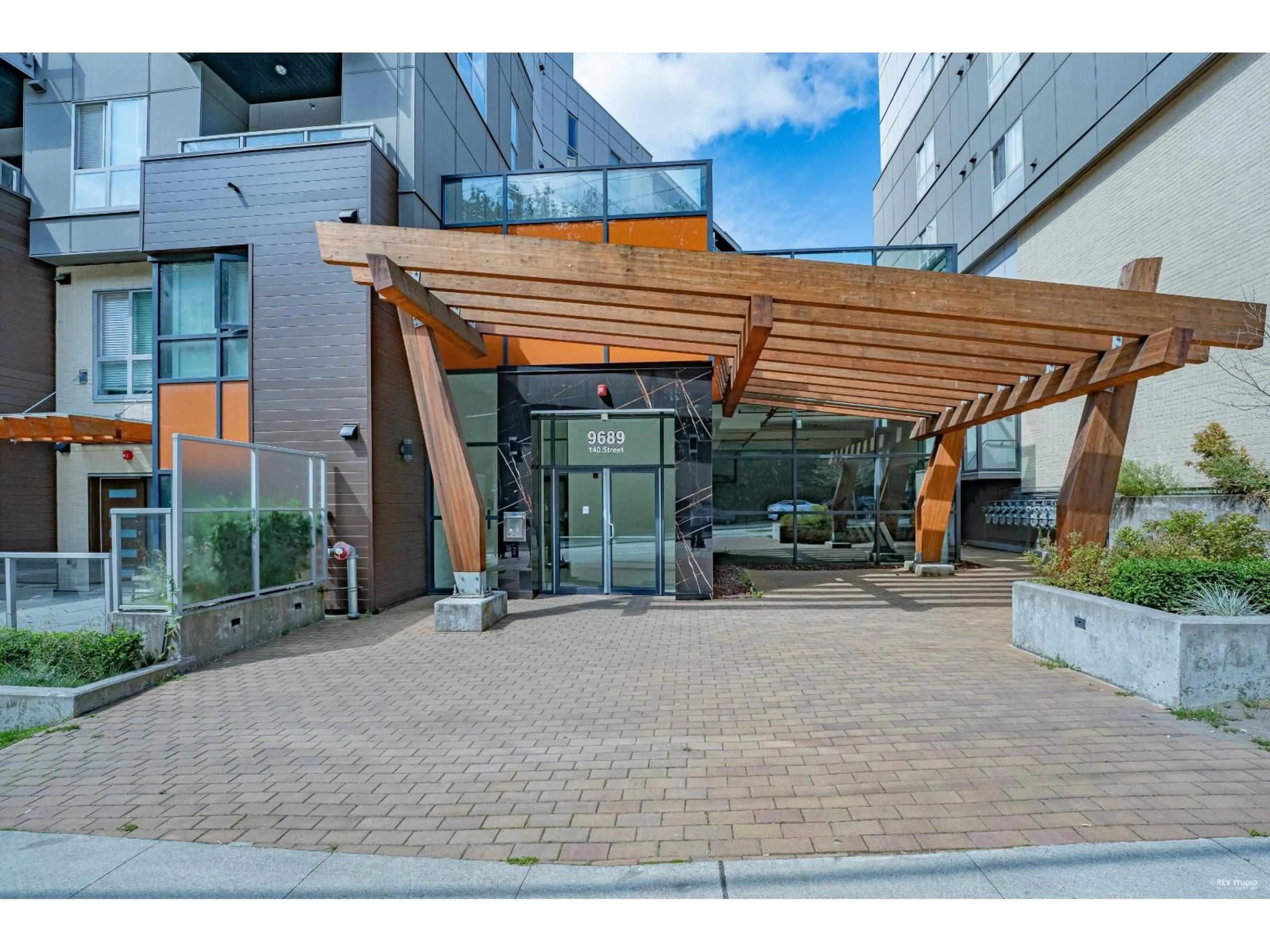 Indoor foyer for B107 - 9689 140, Surrey British Columbia V3T0P3