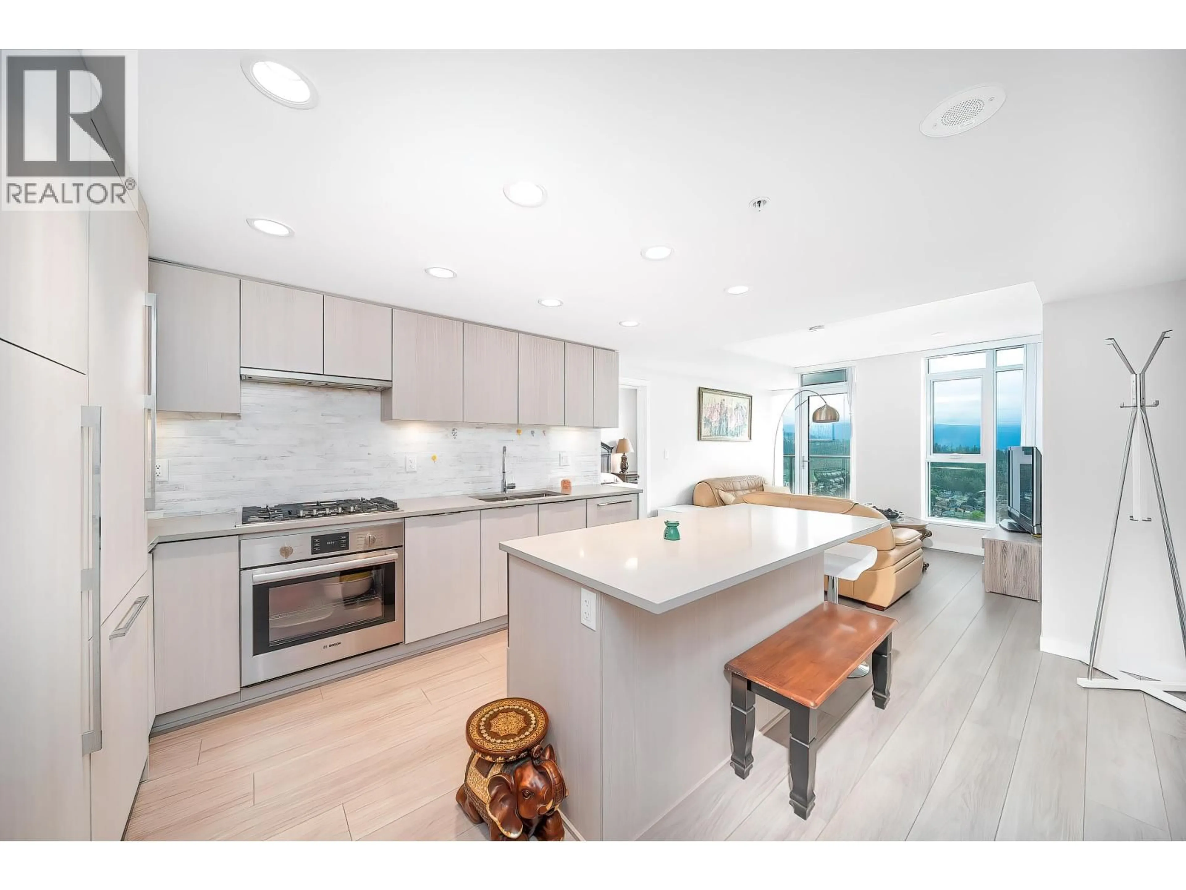 Open concept kitchen, ceramic/tile floor for 2904 - 1182 WESTWOOD STREET, Coquitlam British Columbia V3B0T9