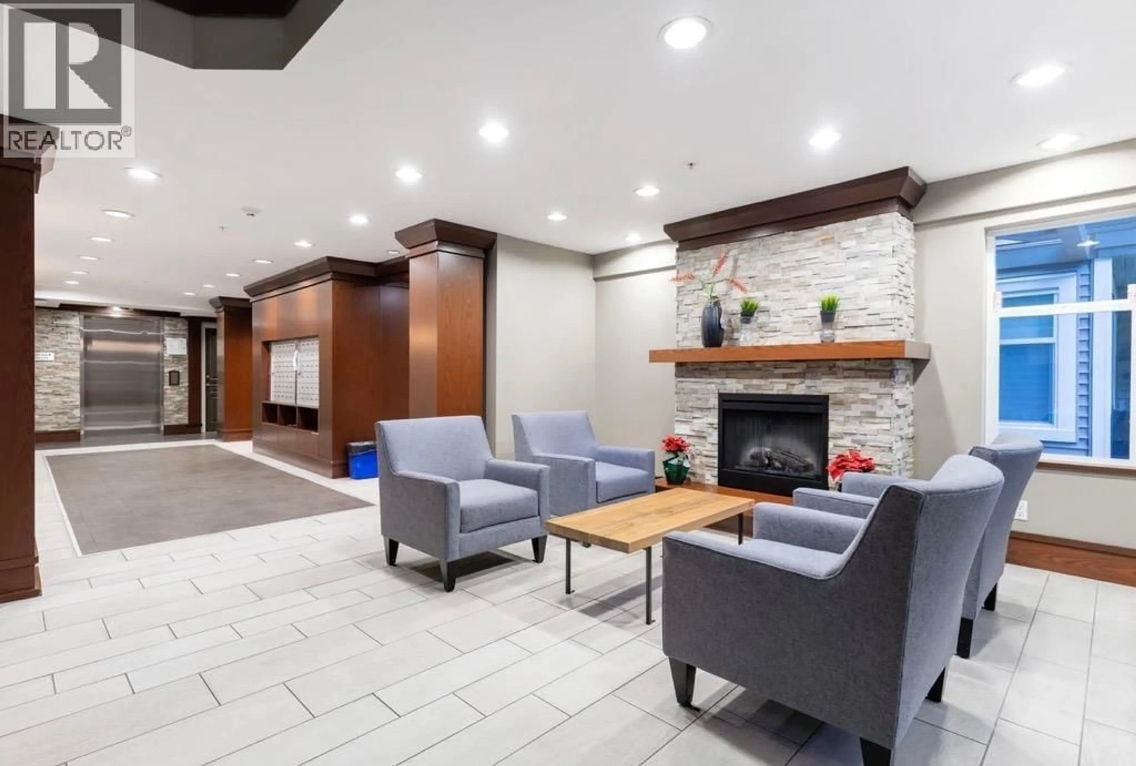 Lobby for 302 - 4868 BRENTWOOD DRIVE, Burnaby British Columbia V5C0C2