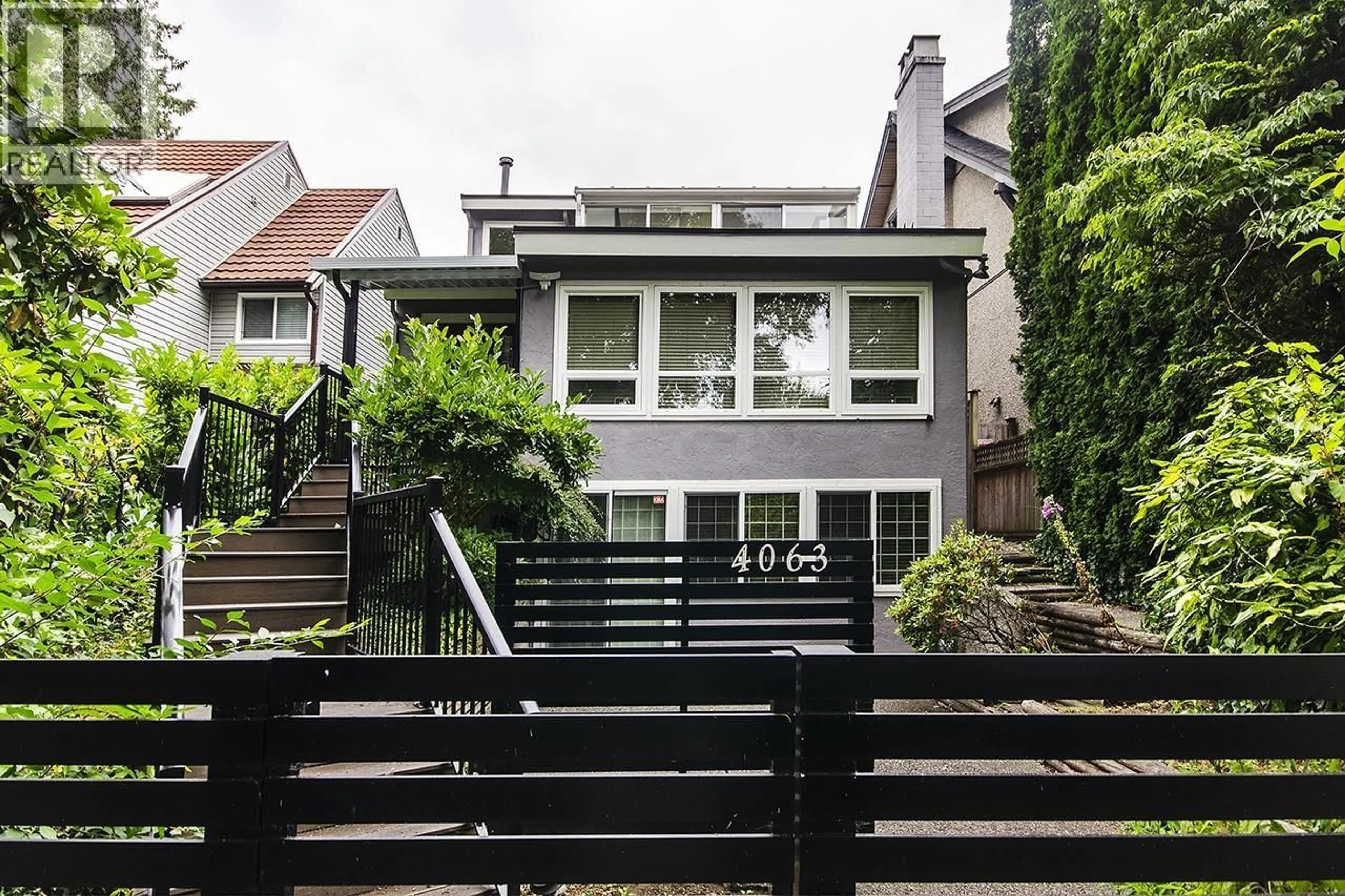 Patio, street for 4063 33RD AVENUE, Vancouver British Columbia V6N2H9