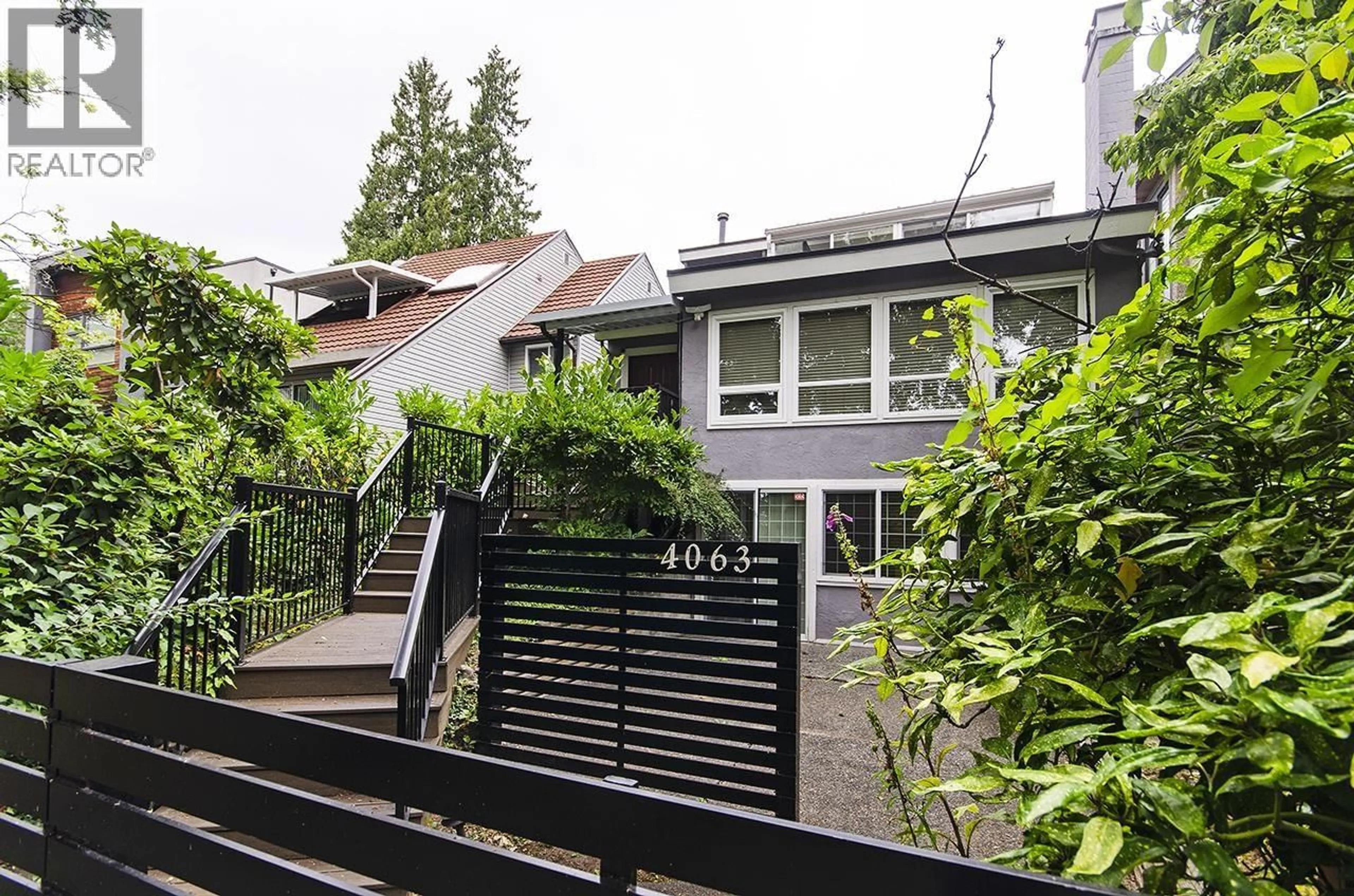 Patio, street for 4063 33RD AVENUE, Vancouver British Columbia V6N2H9