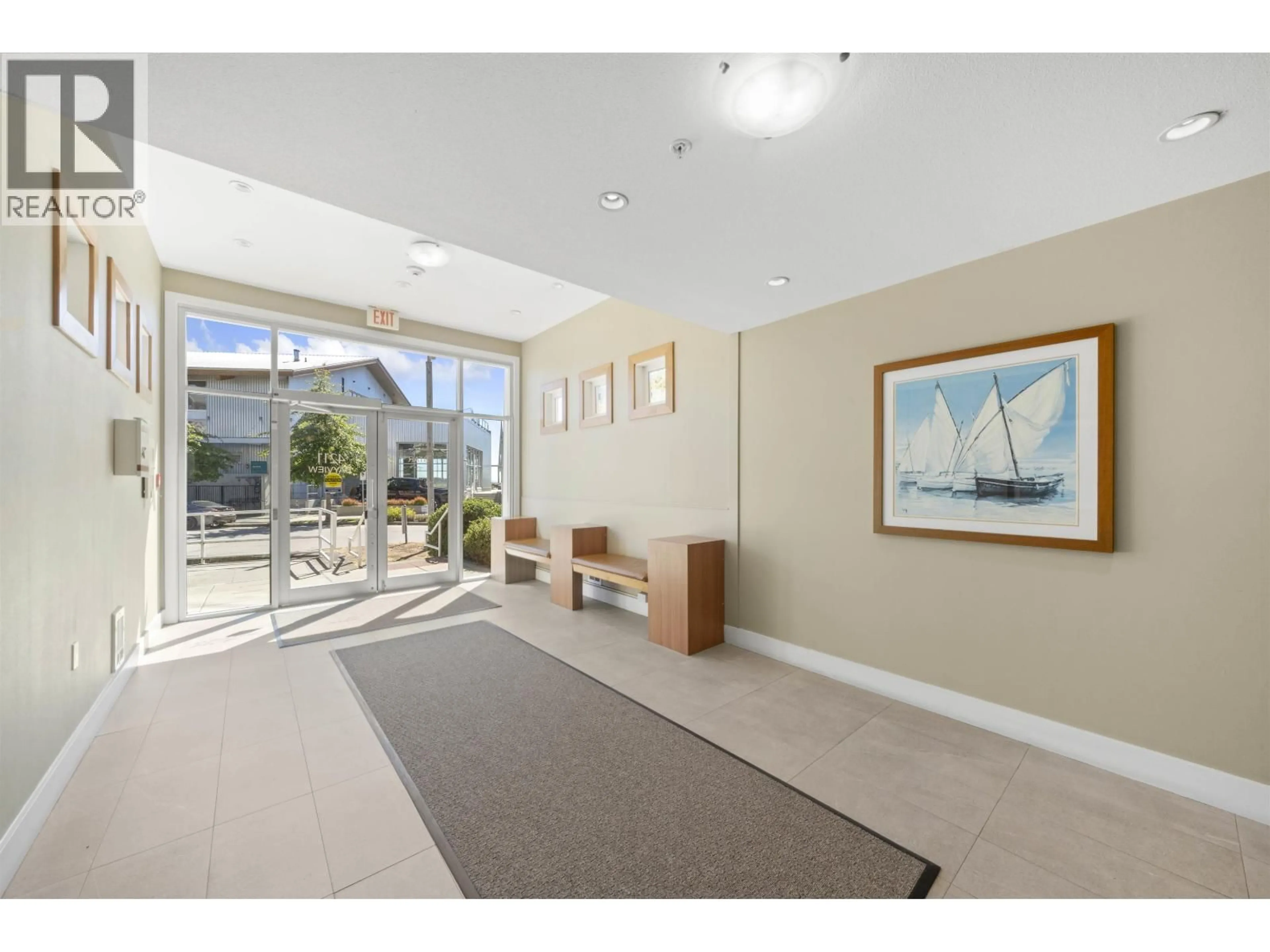Indoor foyer for 207 - 4211 BAYVIEW STREET, Richmond British Columbia V7E6T6