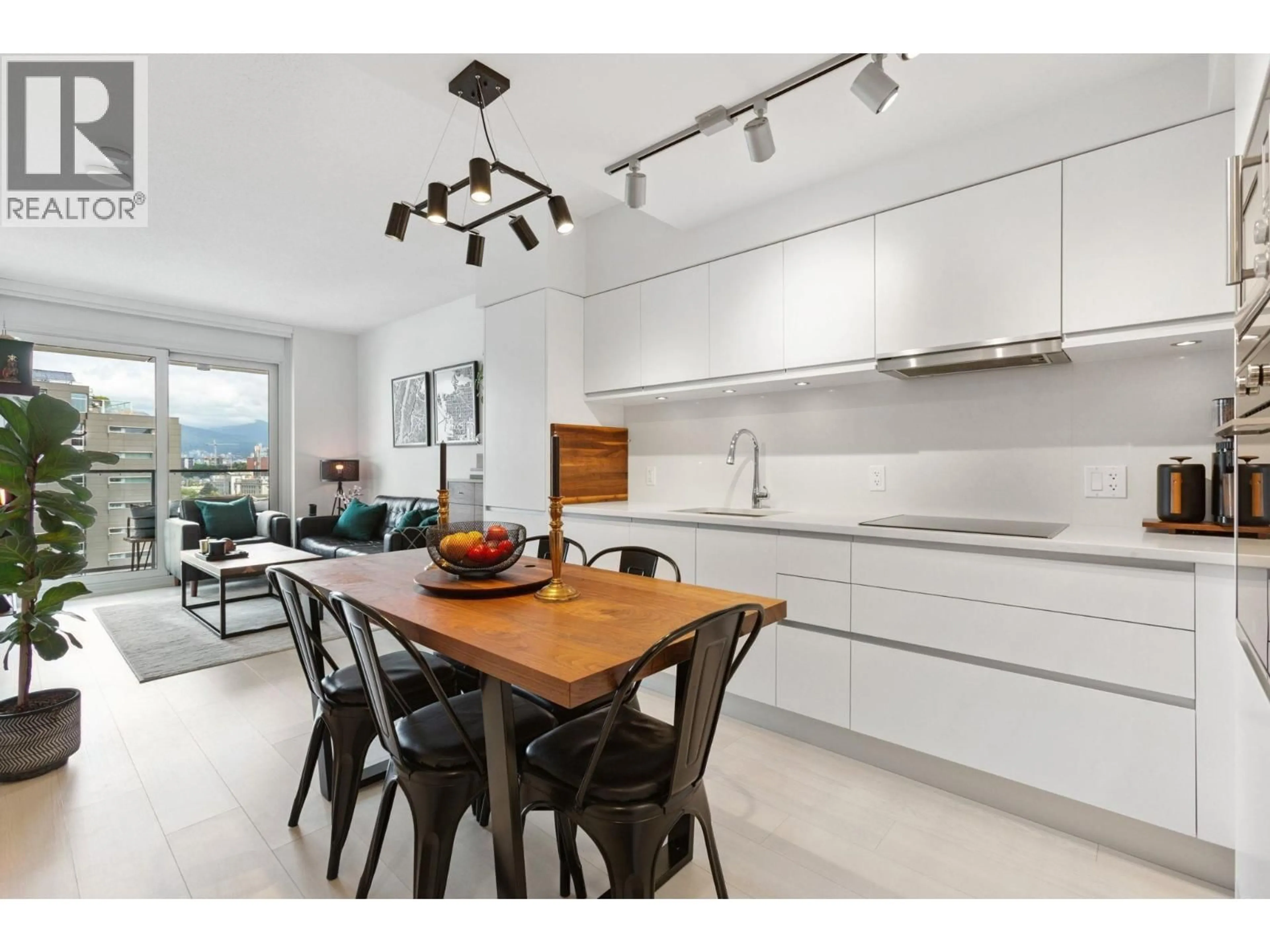 Open concept kitchen, unknown for 904 - 180 2ND AVENUE, Vancouver British Columbia V5T0K4
