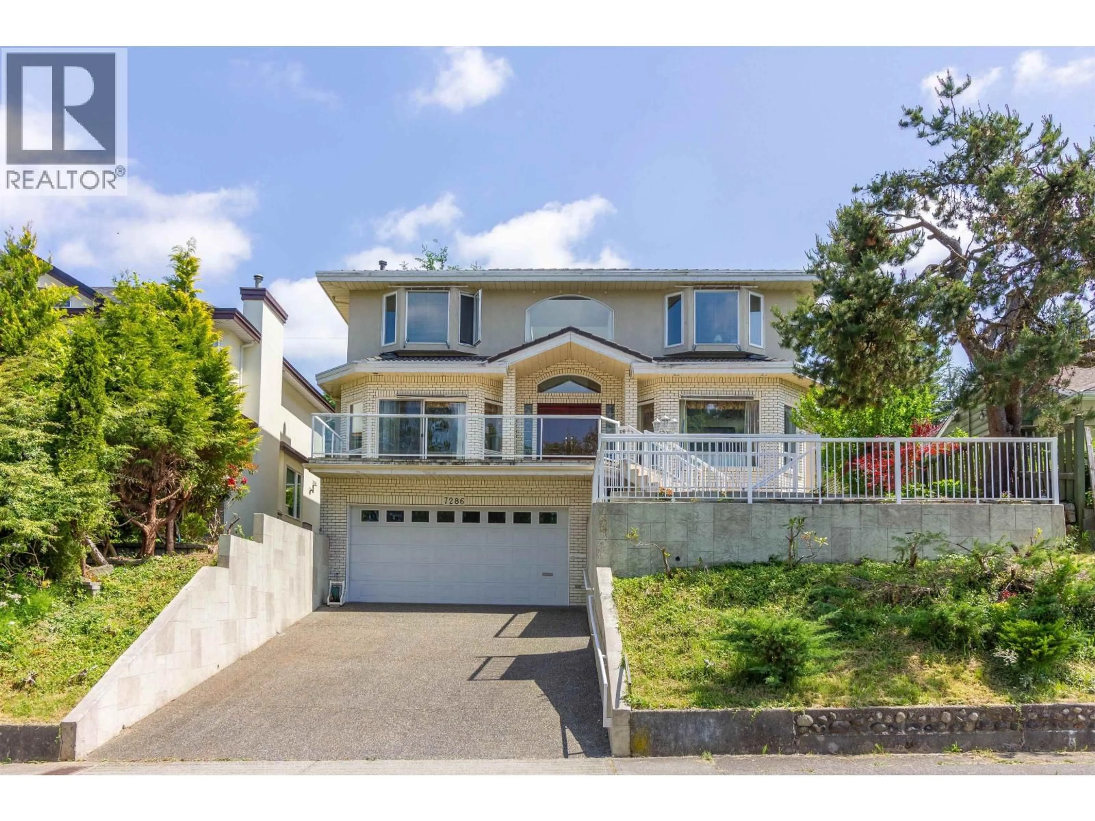 Home with vinyl exterior material, street for 7286 BARNET ROAD, Burnaby British Columbia V5A1E2