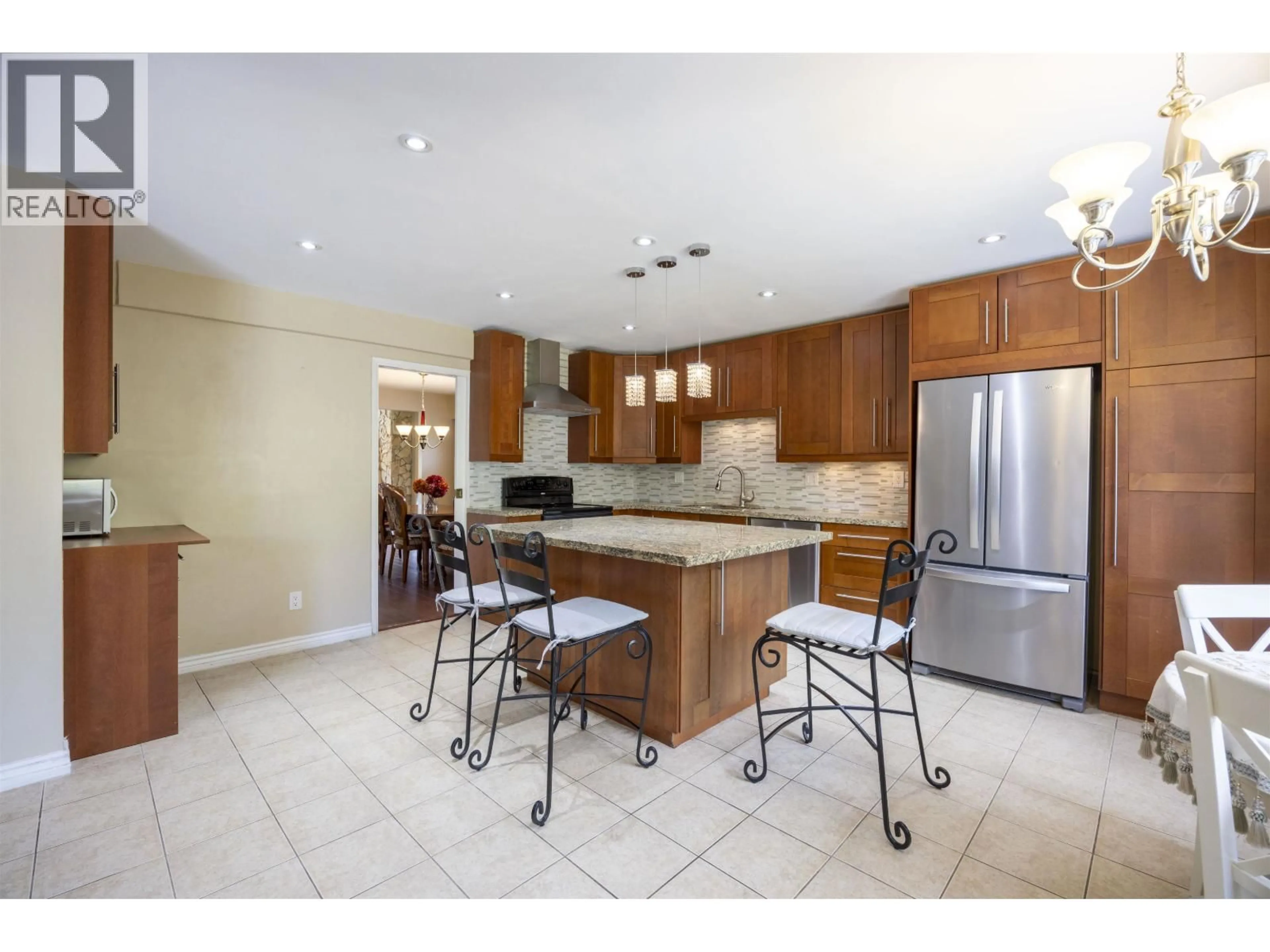 Open concept kitchen, ceramic/tile floor for 10548 CANSO CRESCENT, Richmond British Columbia V7E5B9