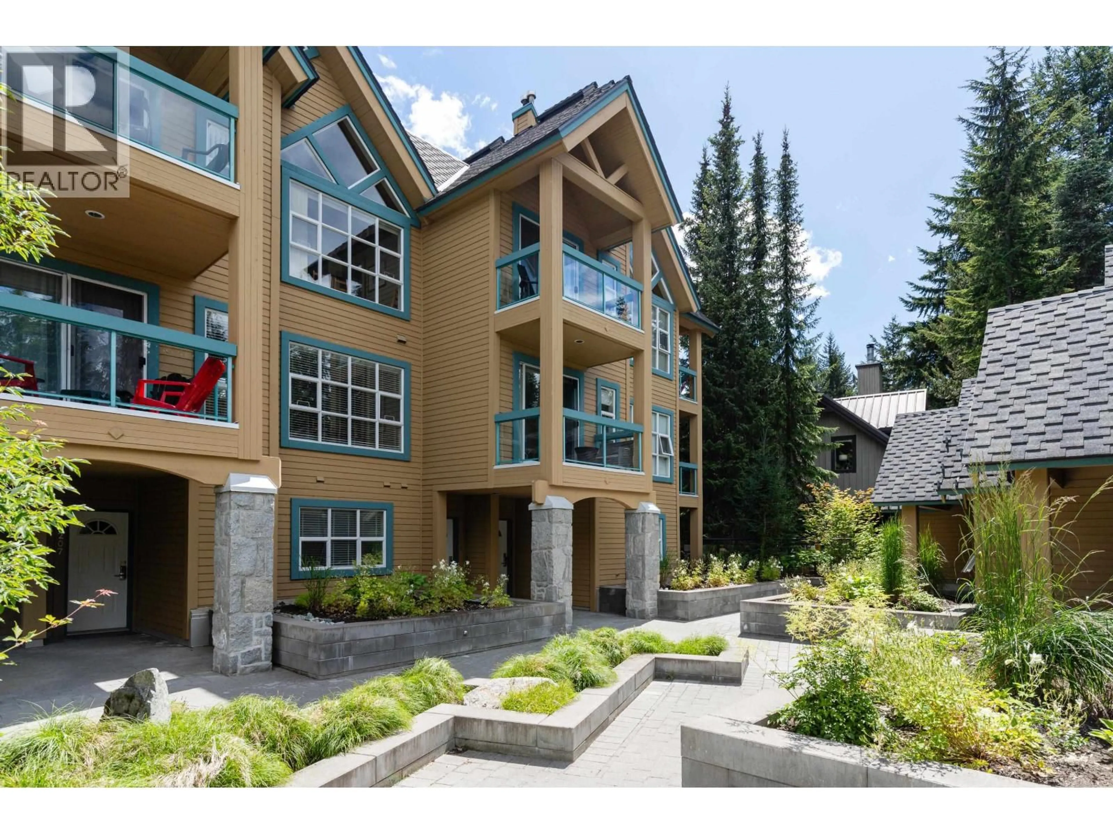 Patio, mountain view for 208 - 4865 PAINTED CLIFF ROAD, Whistler British Columbia V8E1C8