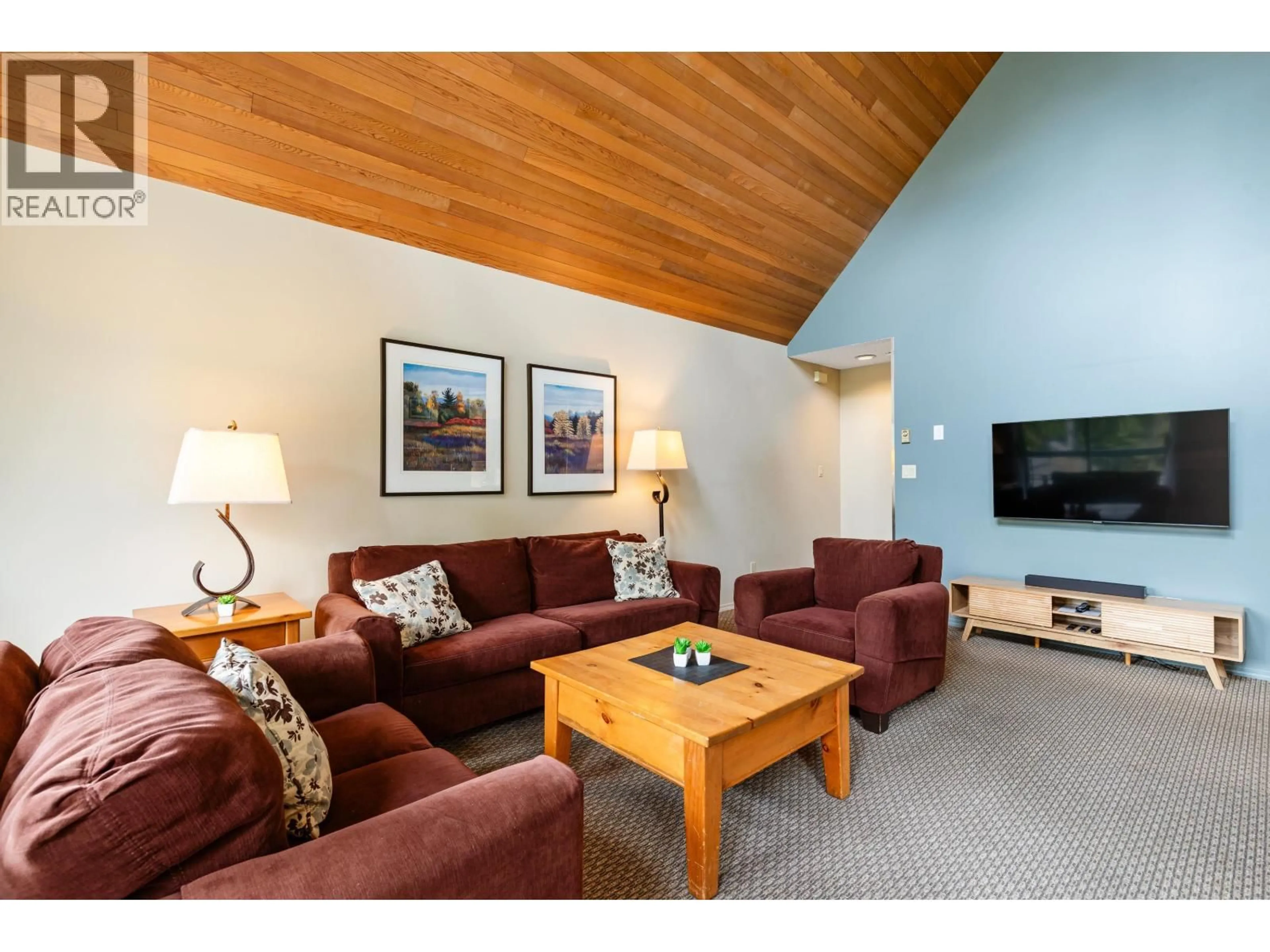 Living room with furniture, unknown for 208 - 4865 PAINTED CLIFF ROAD, Whistler British Columbia V8E1C8