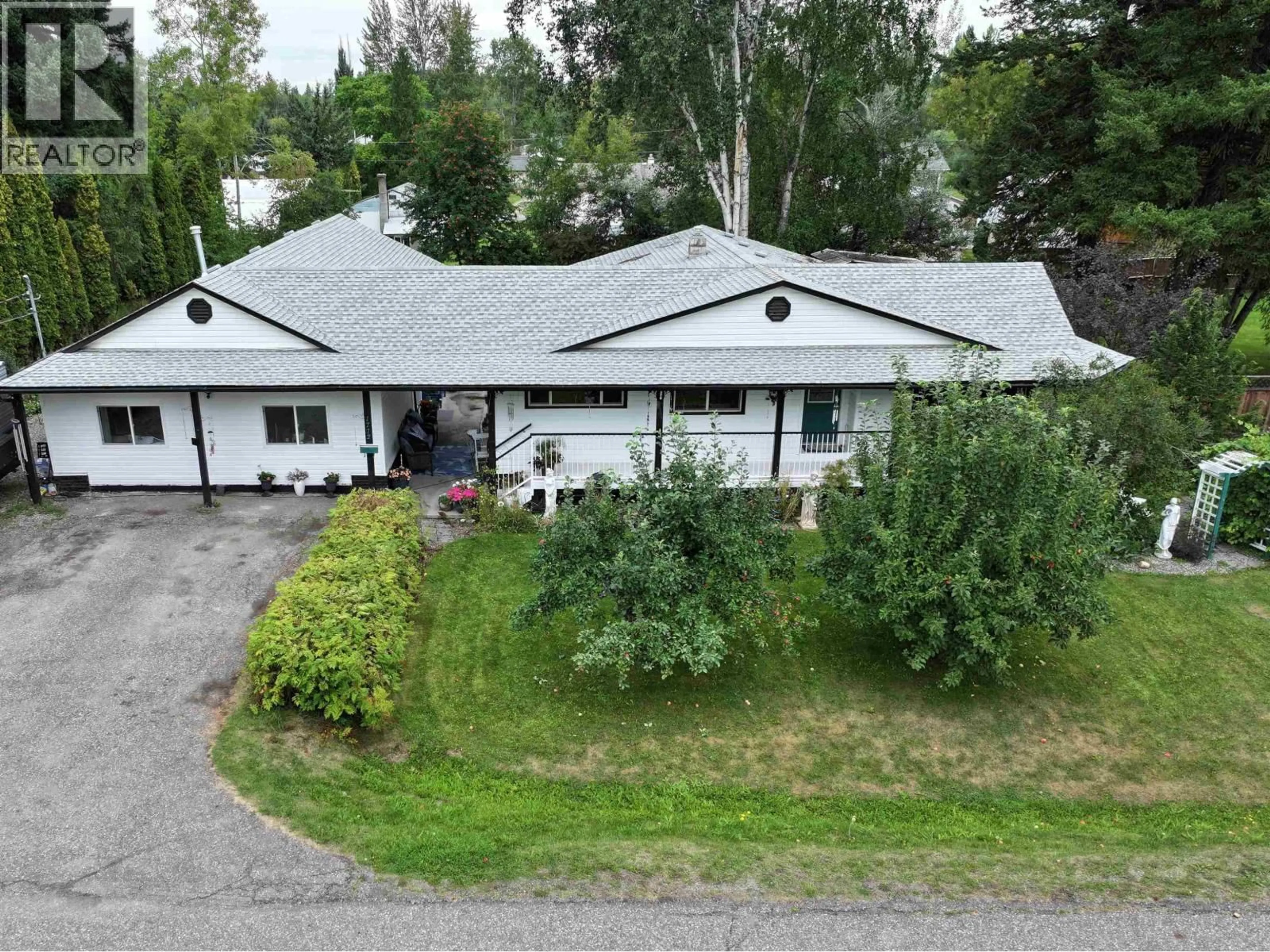 A pic from outside/outdoor area/front of a property/back of a property/a pic from drone, unknown for 1772 POPLAR AVENUE, Quesnel British Columbia V2J3Z5