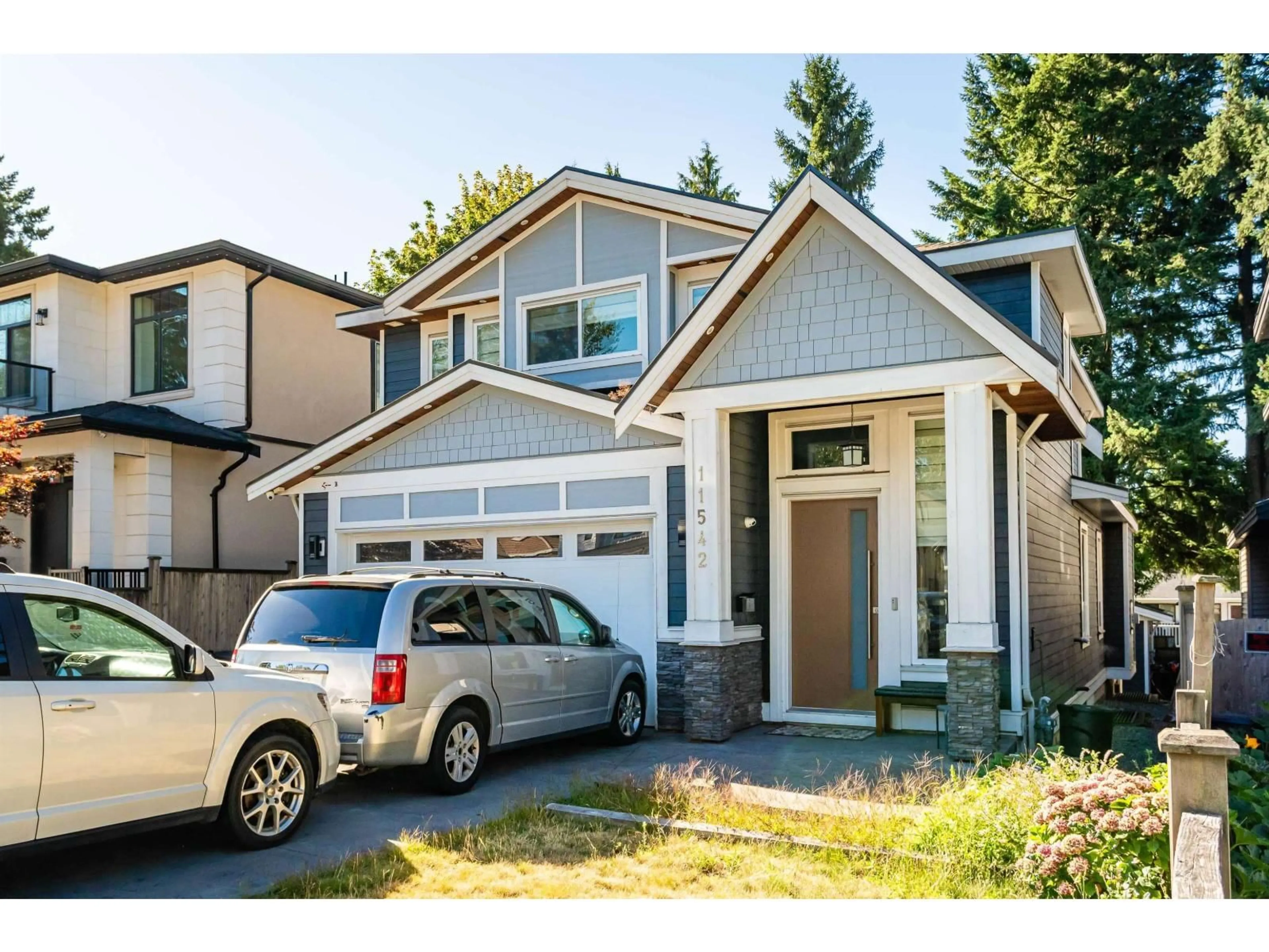 Home with vinyl exterior material, street for 11542 80, Delta British Columbia V4C1X6