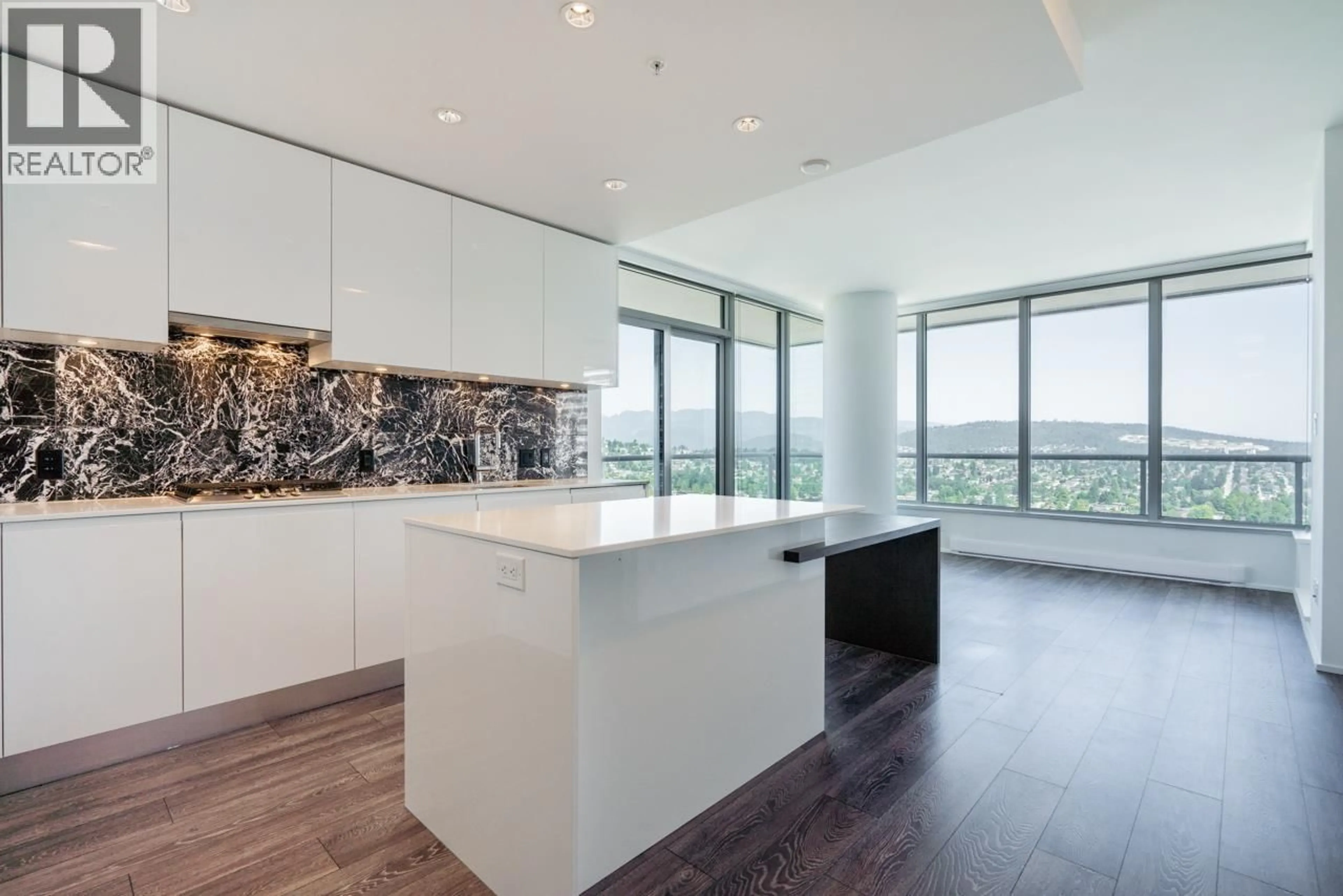 Contemporary kitchen, unknown for 3501 - 4510 HALIFAX WAY, Burnaby British Columbia V5C0K4