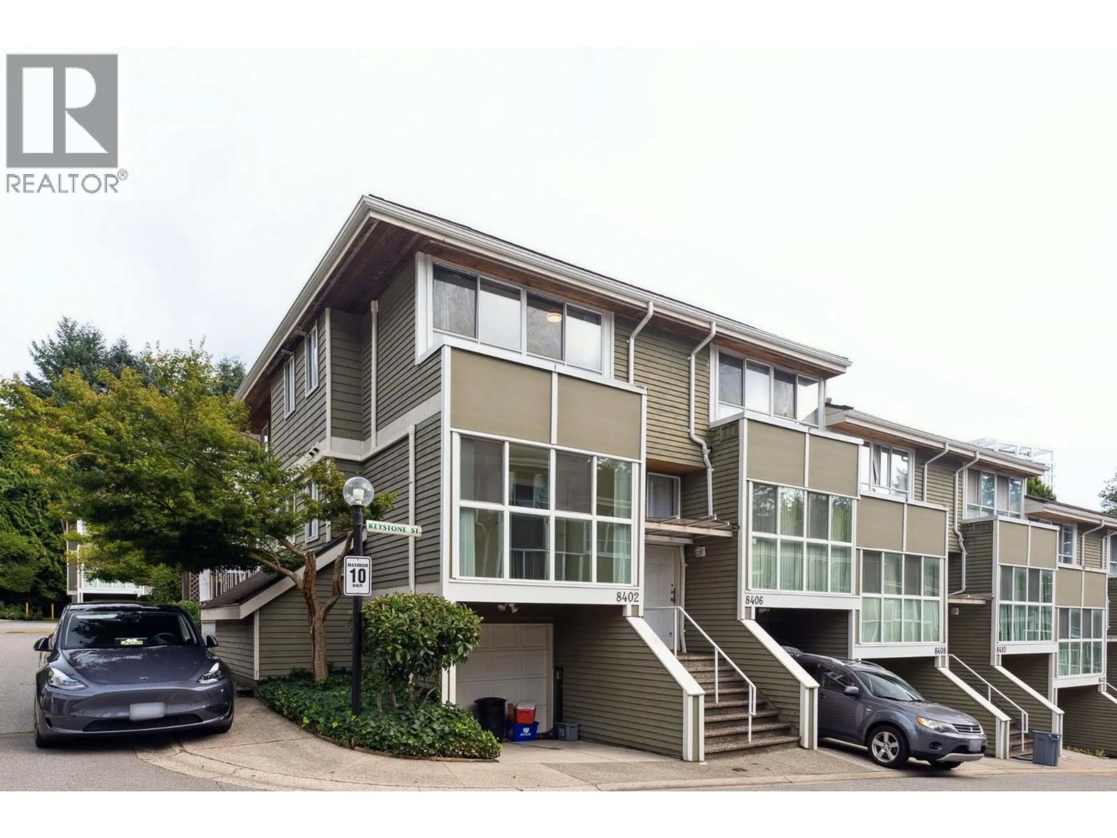 Unknown for 8402 KEYSTONE STREET, Vancouver British Columbia V5S4S2