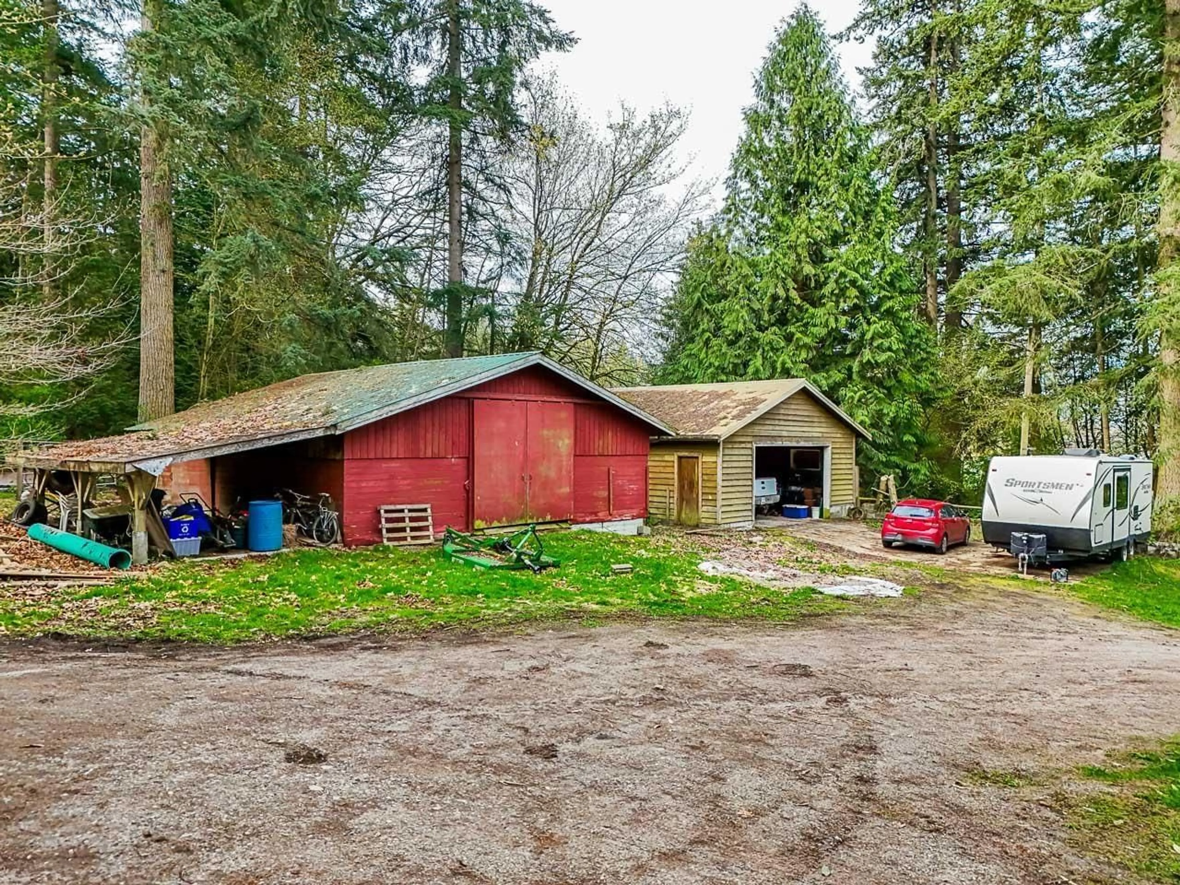 A pic from outside/outdoor area/front of a property/back of a property/a pic from drone, forest/trees view for 18495 0, Surrey British Columbia V3Z9R9
