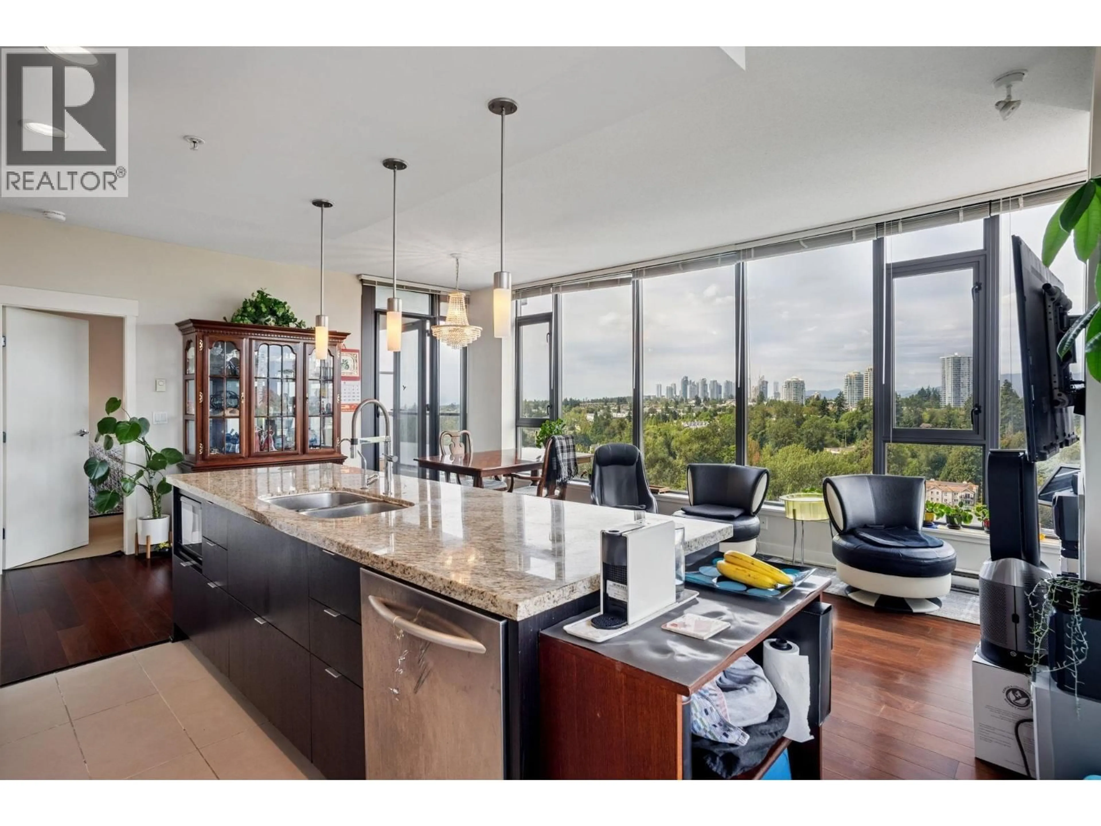 Open concept kitchen, ceramic/tile floor for 2103 - 7088 18TH AVENUE, Burnaby British Columbia V3N0A2