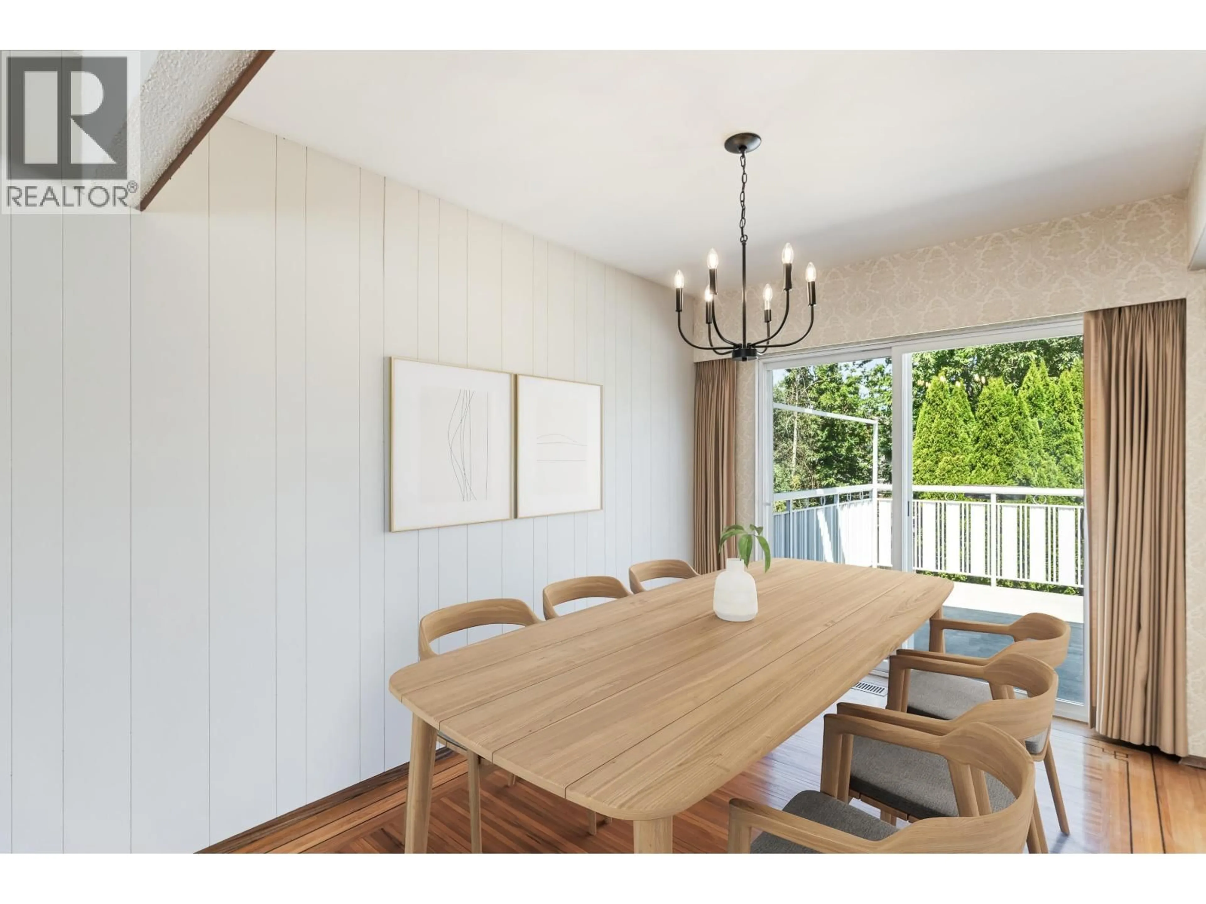 Dining room, wood/laminate floor for 805 EVERETT CRESCENT, Burnaby British Columbia V5A2N3