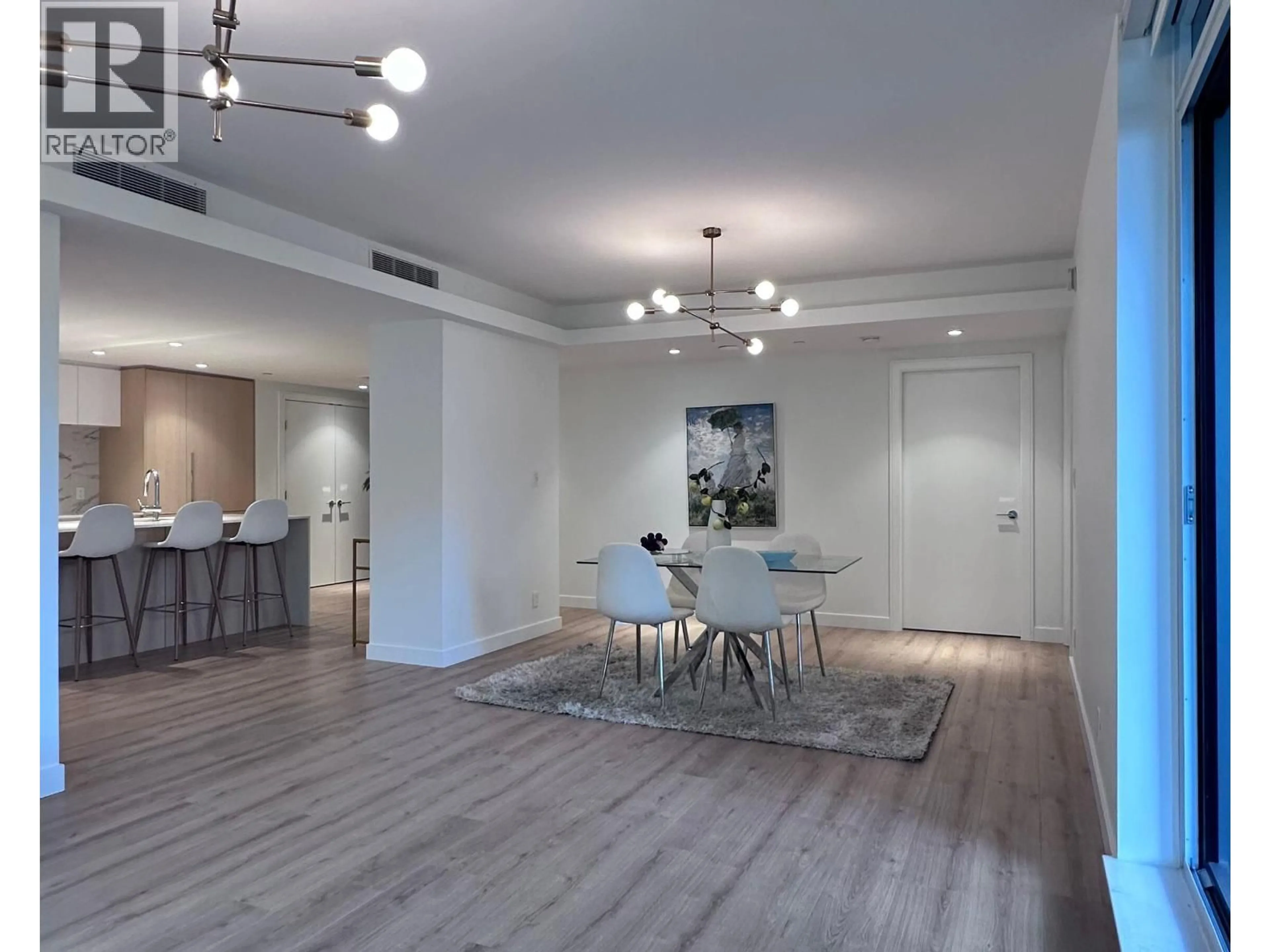 A pic of a room for 304 - 1500 FERN STREET, North Vancouver British Columbia V7J0E6