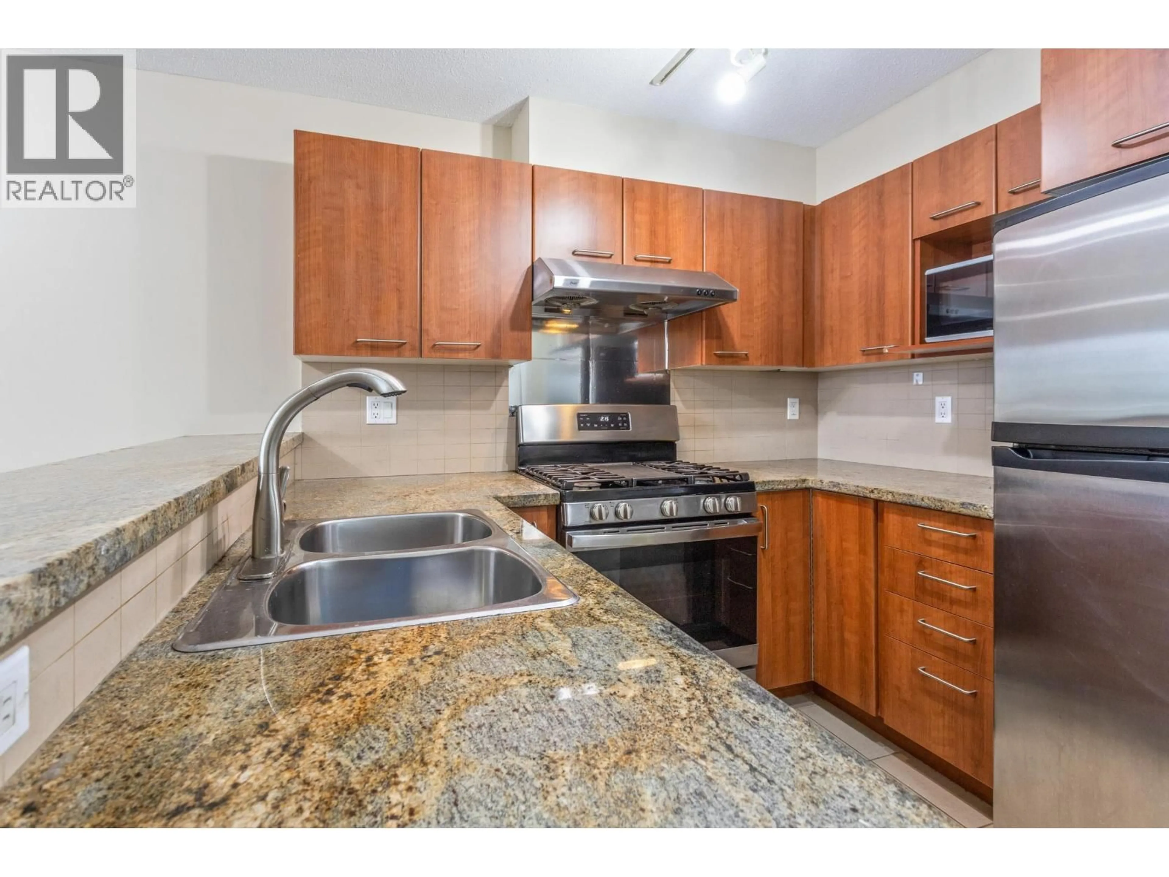Standard kitchen, unknown for 461 - 9100 FERNDALE ROAD, Richmond British Columbia V6Y4L1