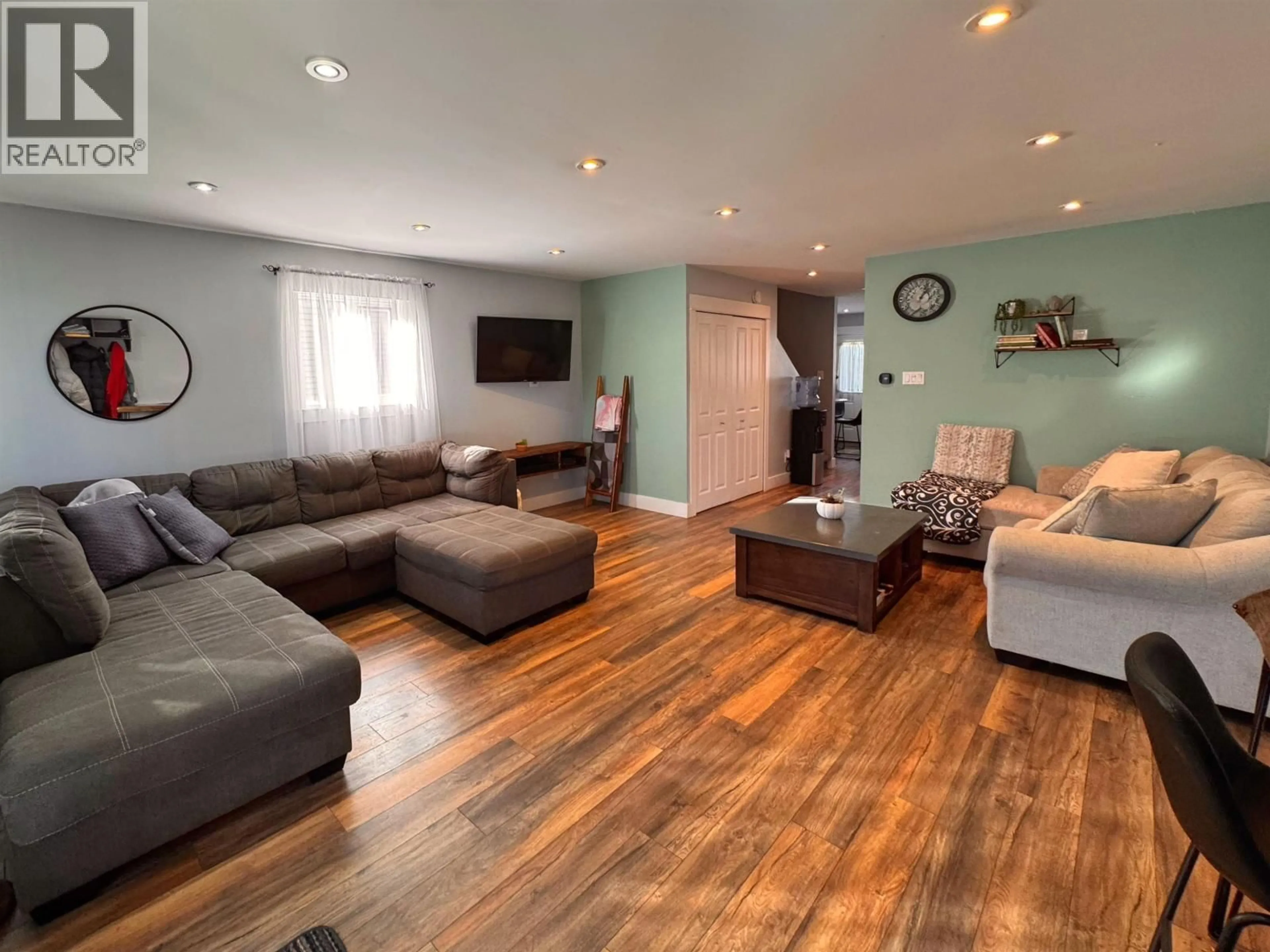 Living room with furniture, wood/laminate floor for 419 6TH AVENUE, Prince Rupert British Columbia V8J1W6