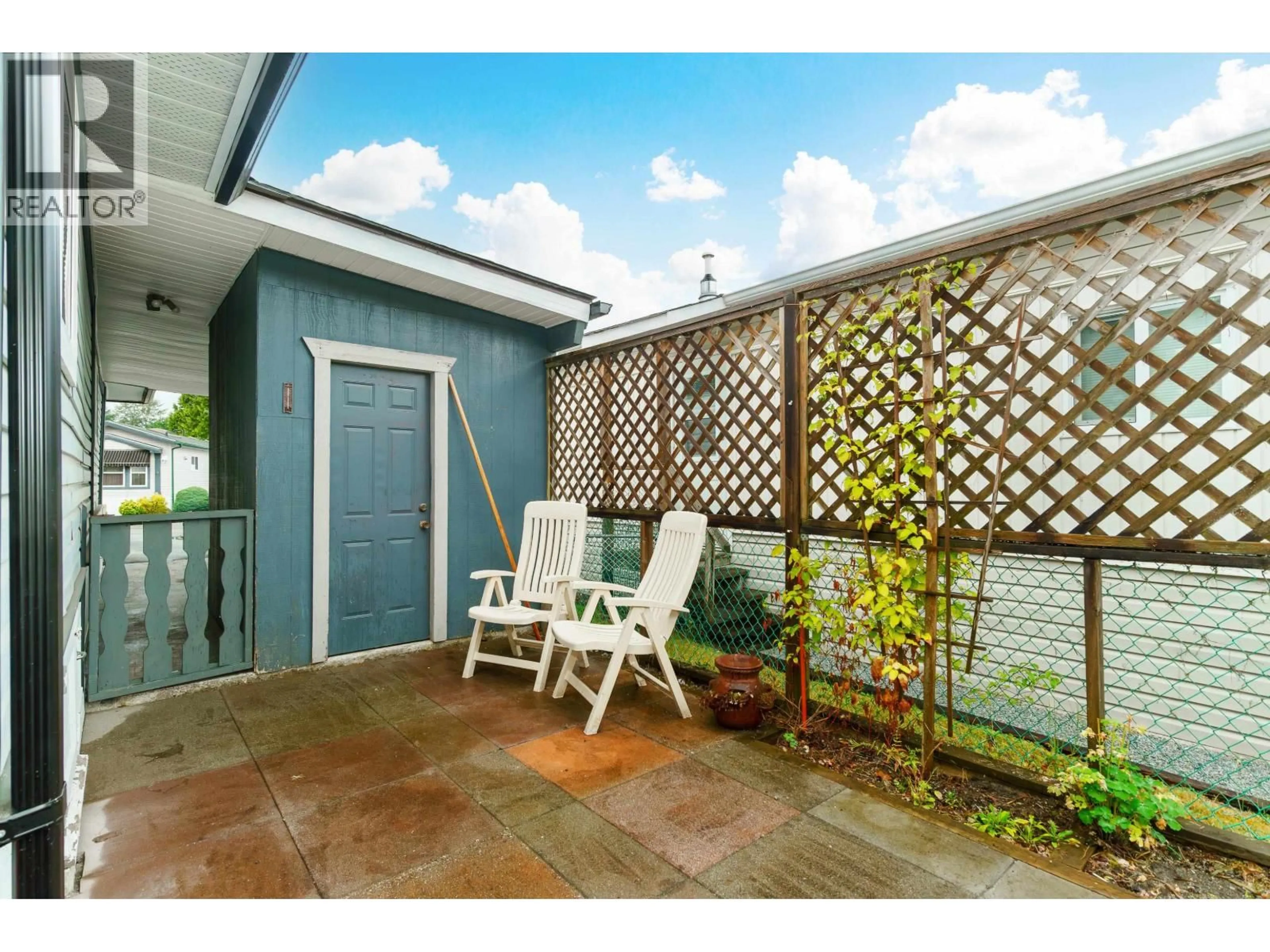 Patio, street for 9 - 19694 POPLAR PLACE, Pitt Meadows British Columbia V3Y1Z3