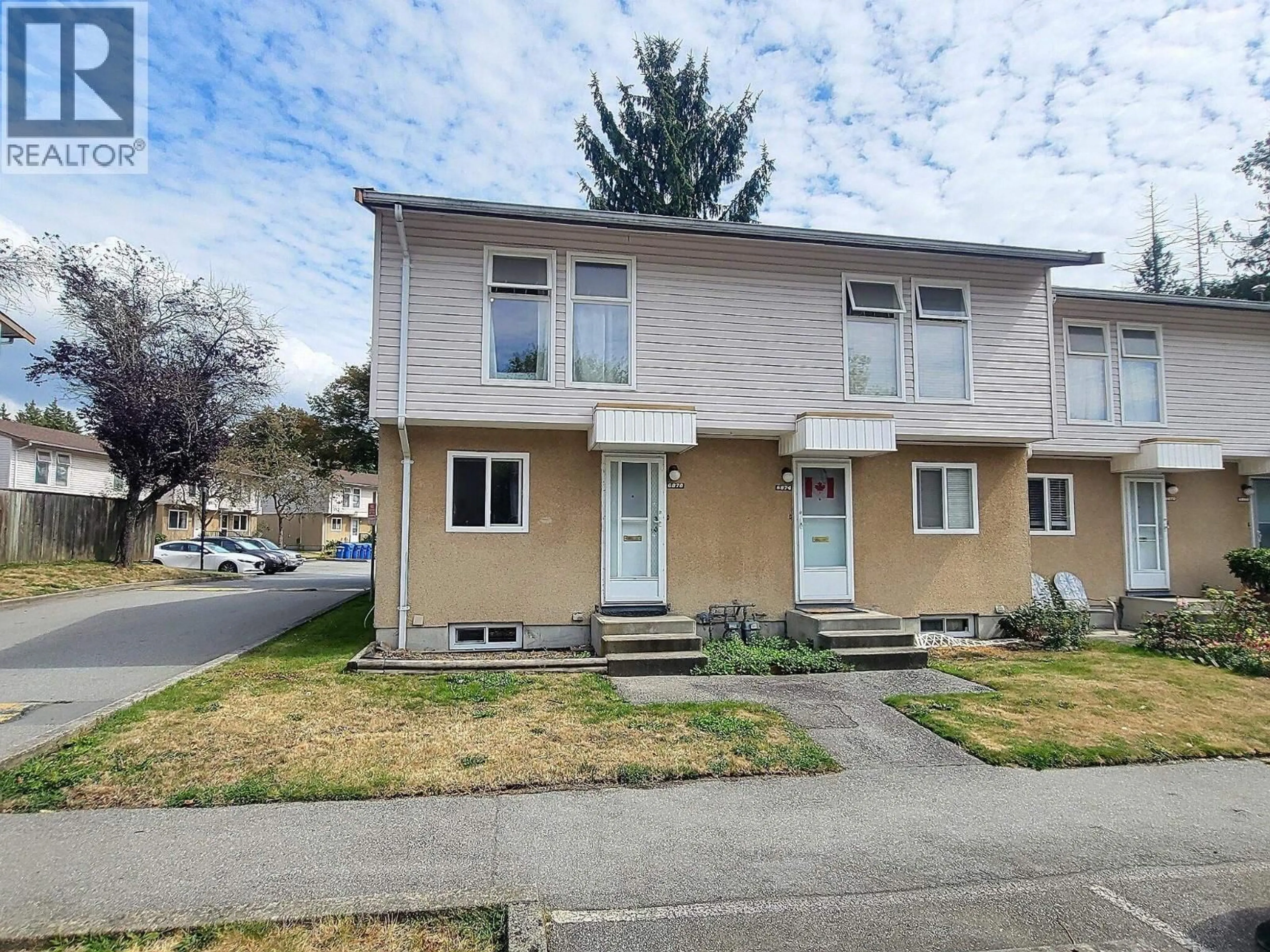 Home with vinyl exterior material, street for 6878 ARLINGTON STREET, Vancouver British Columbia V5S3N9