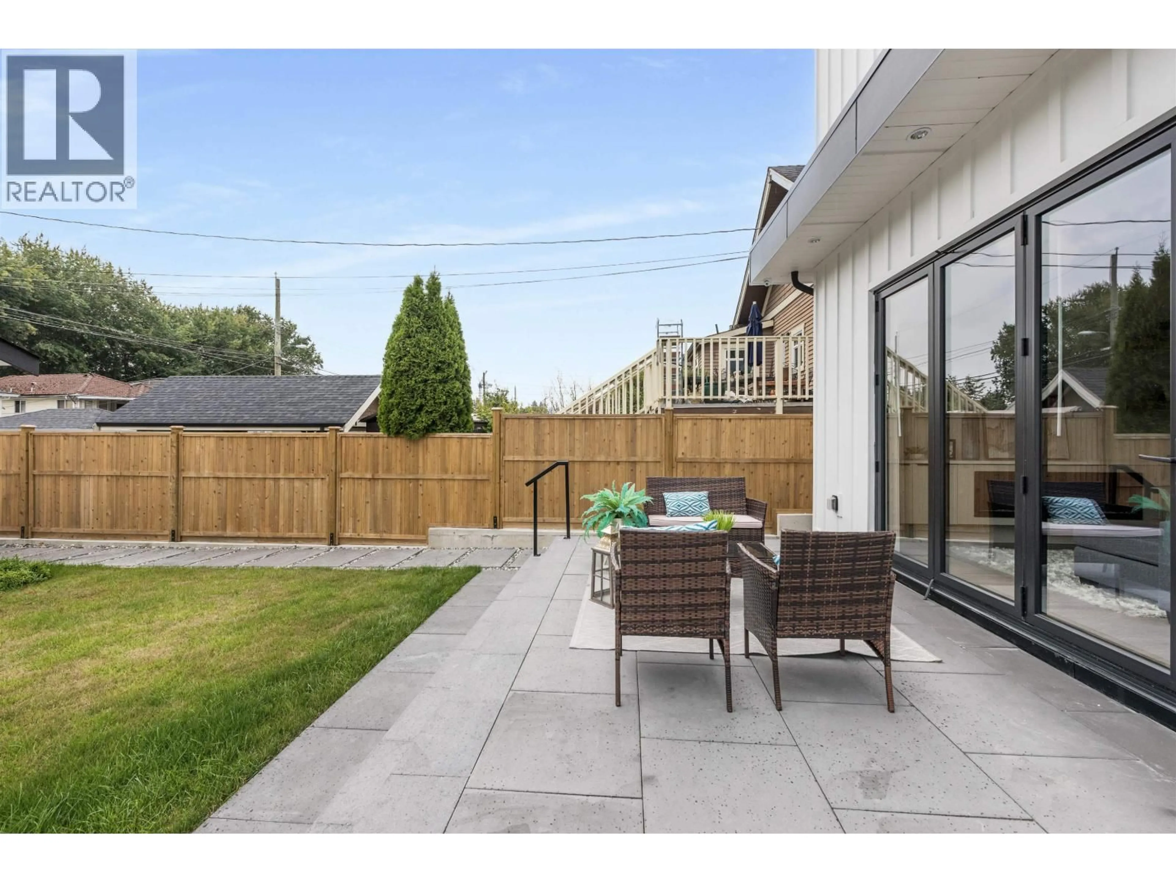 Patio, street for 2 - 878 37 AVENUE, Vancouver British Columbia V5W1G2