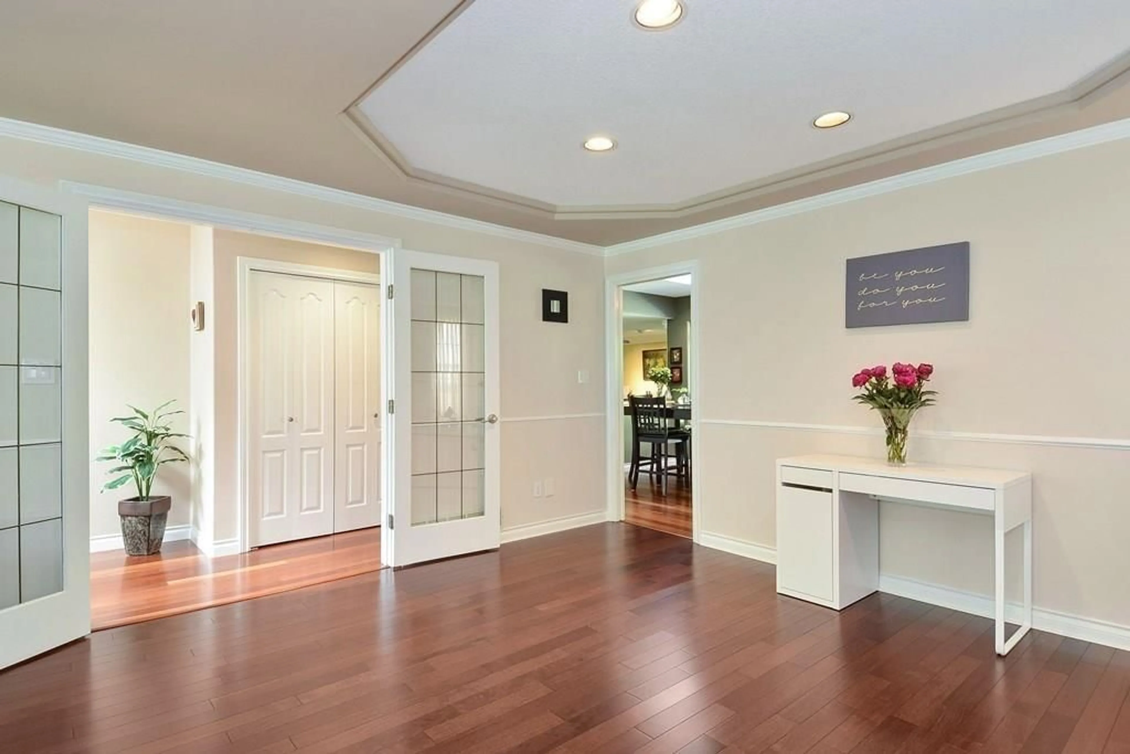 Indoor entryway for 925 161B, Surrey British Columbia V4A9M8