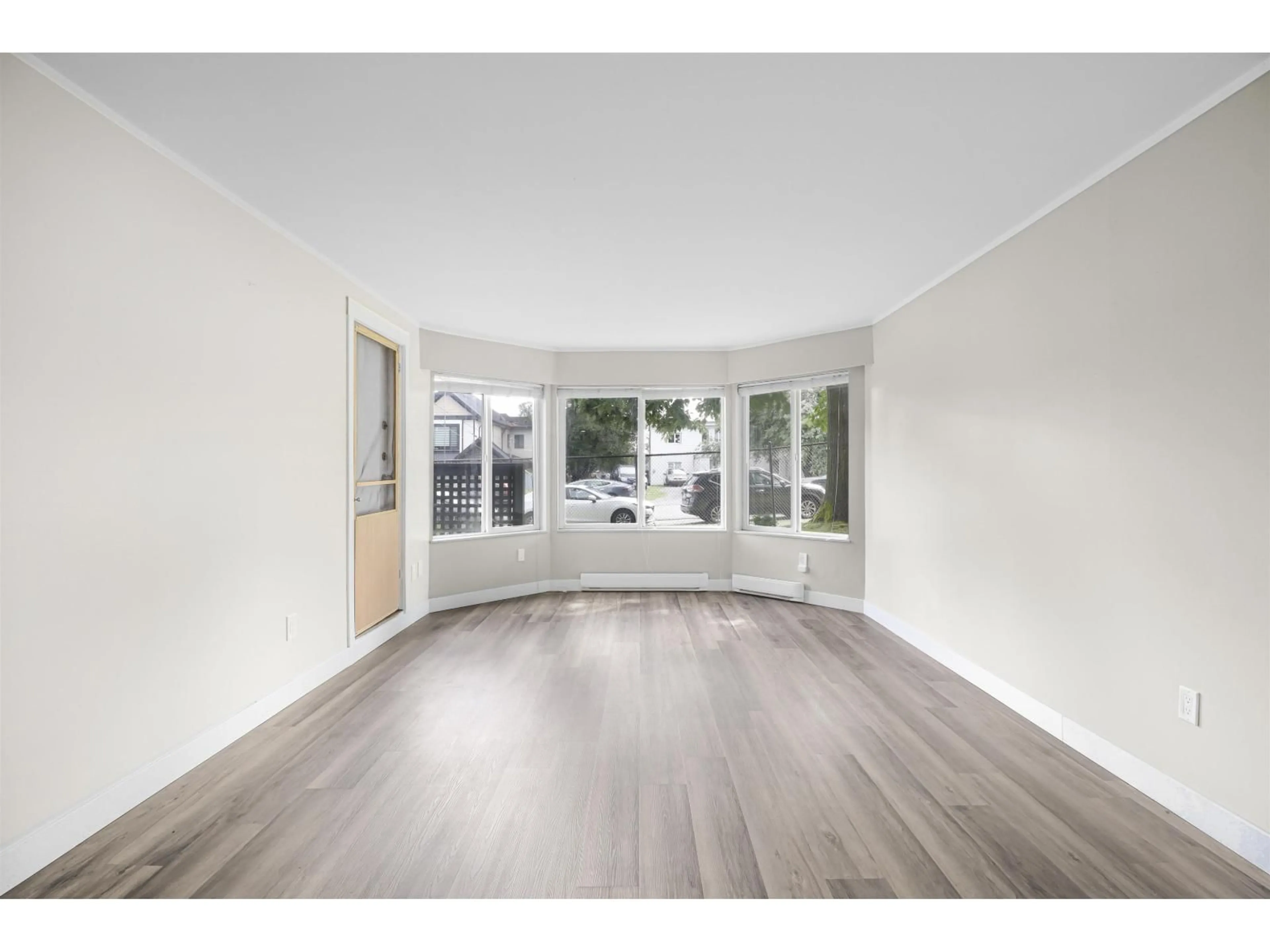 A pic of a room for 116 - 9635 121, Surrey British Columbia V3V7L8
