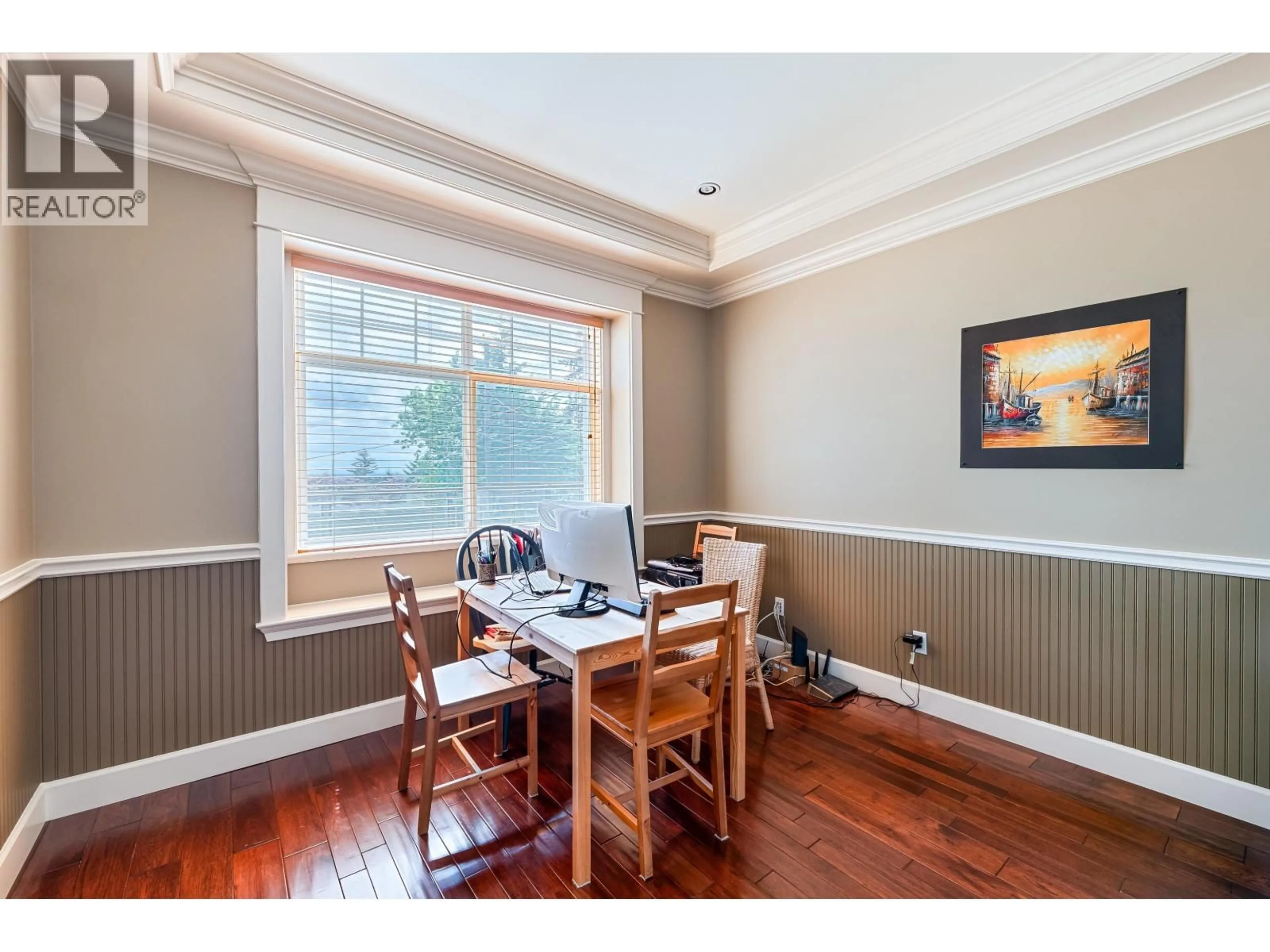 Dining room, wood/laminate floor for 1270 MILL STREET, North Vancouver British Columbia V7K1V2