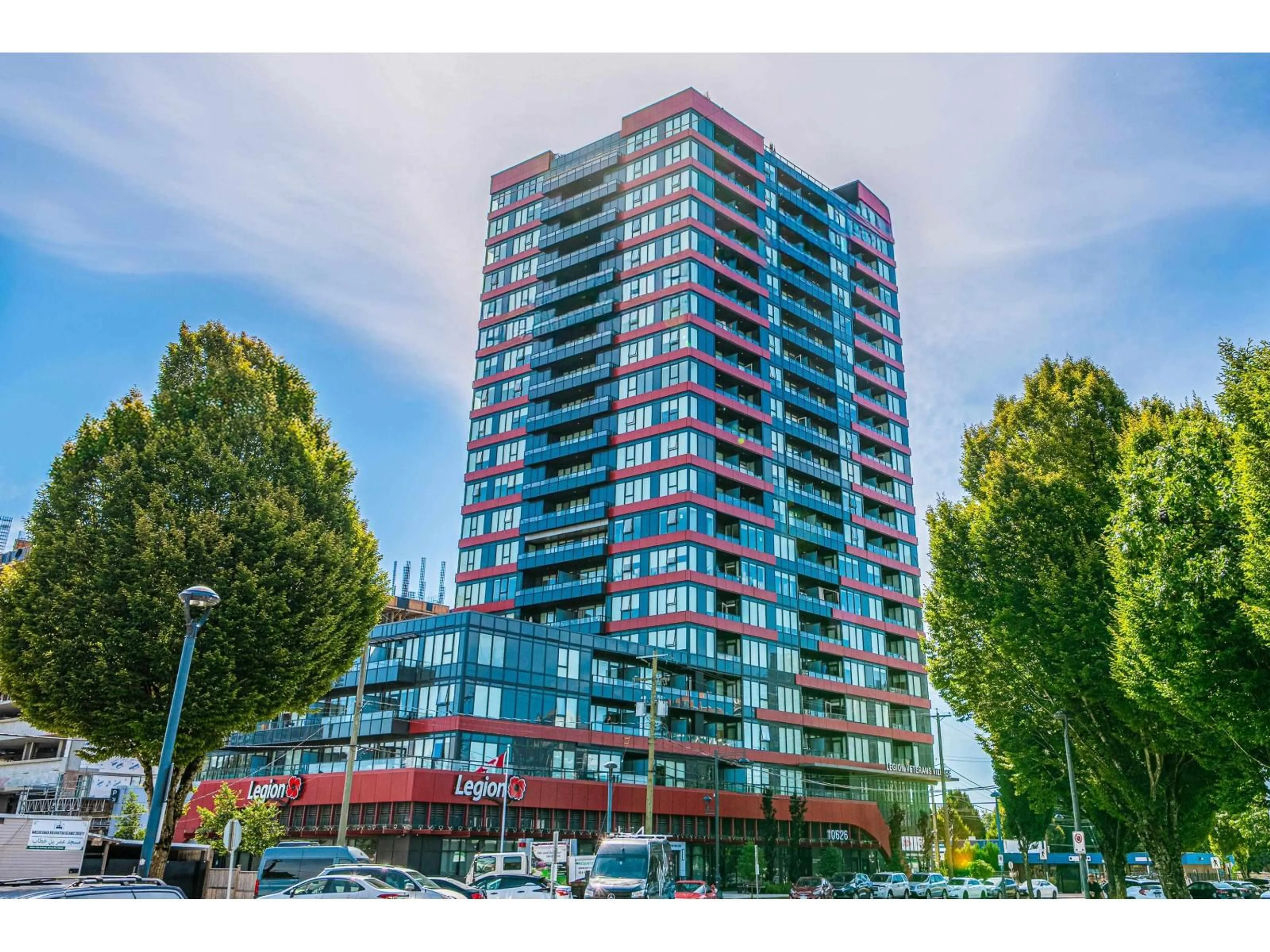 A pic from outside/outdoor area/front of a property/back of a property/a pic from drone, unknown for 1011 - 10626 CITY, Surrey British Columbia V3T0S3